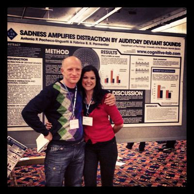 Fabrice and Toñi presenting their study on sadness and deviance distraction at the Annual Meeting of the Association for Psychological Science in Washington (2013)
