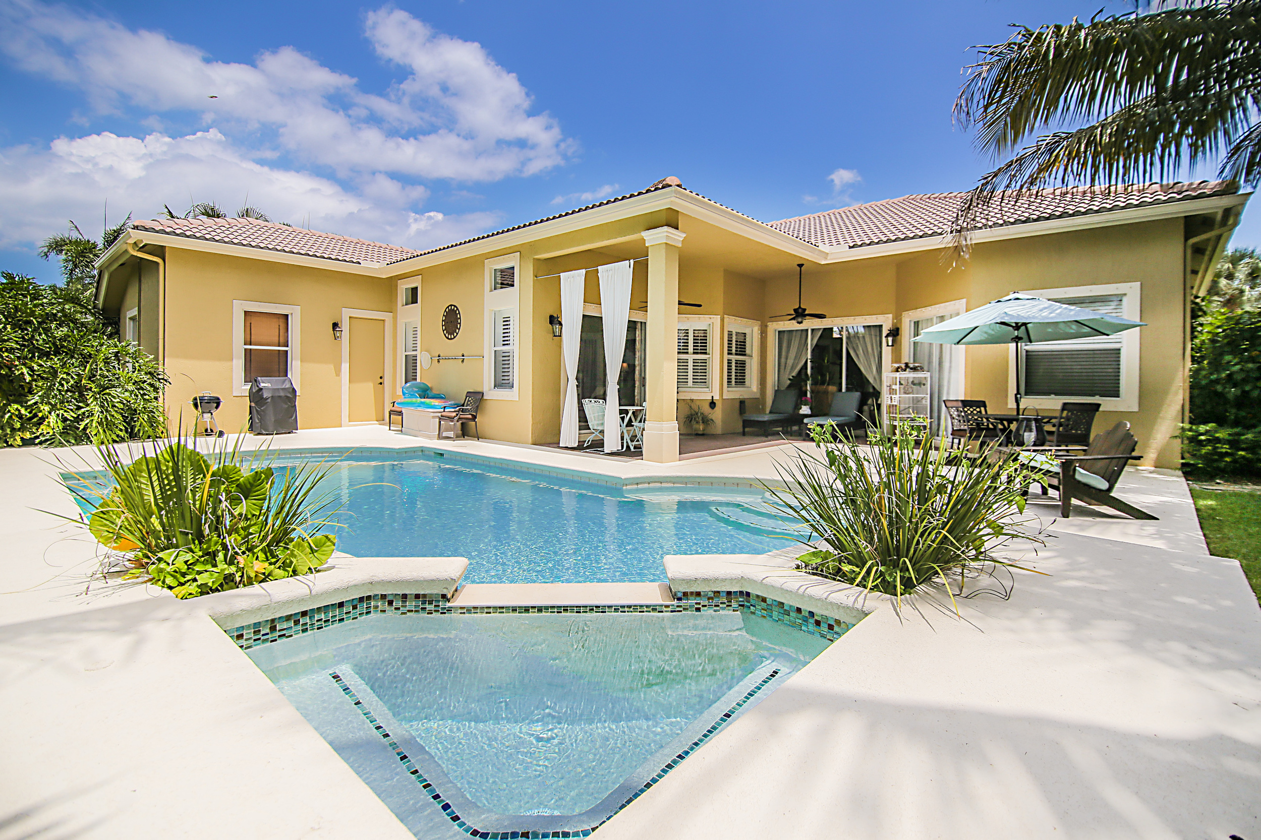 palm city, stuart, jupiter sewalls point real estate photography