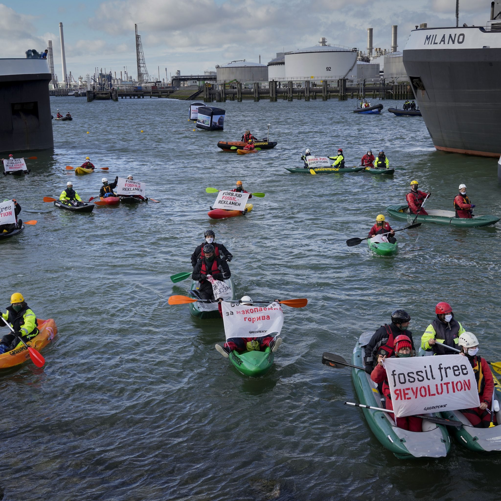 Greenpeace-protest-Shell-2048x2048.jpg