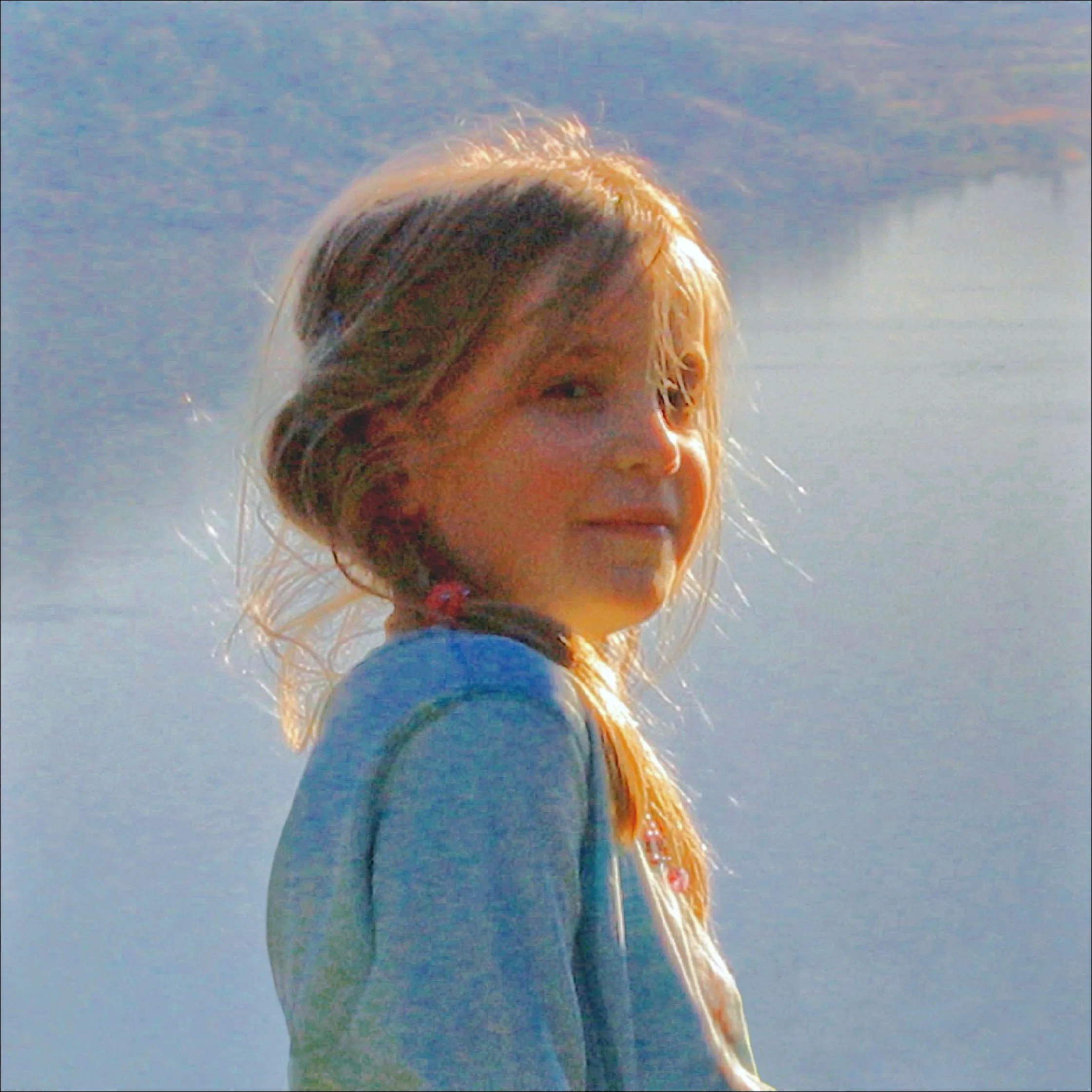 ALMA SALAGOUsssflip-NEW-SQUARE5-2014.jpg