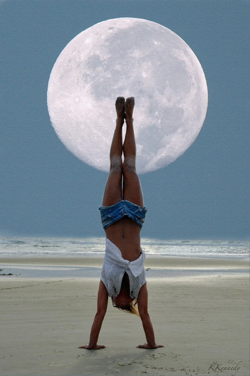 bluemoonyogaLisa2.jpg