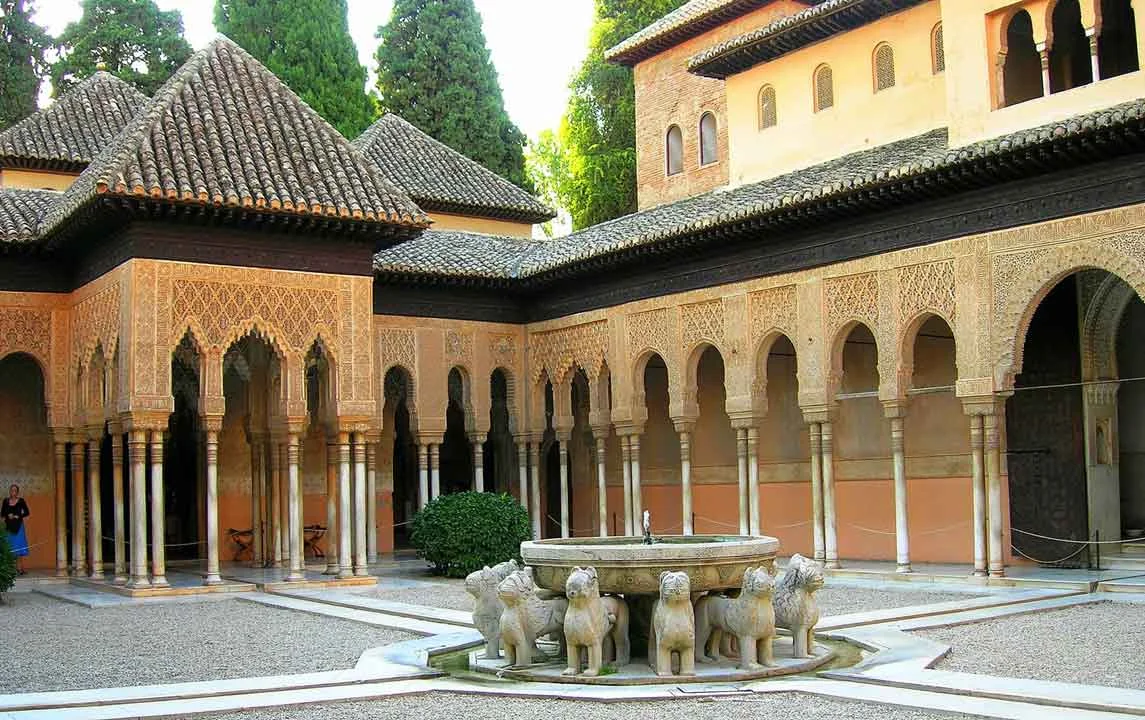 ISLAMIC PARADISE GARDEN - IMPERFECT OR PERFECT GARDEN?