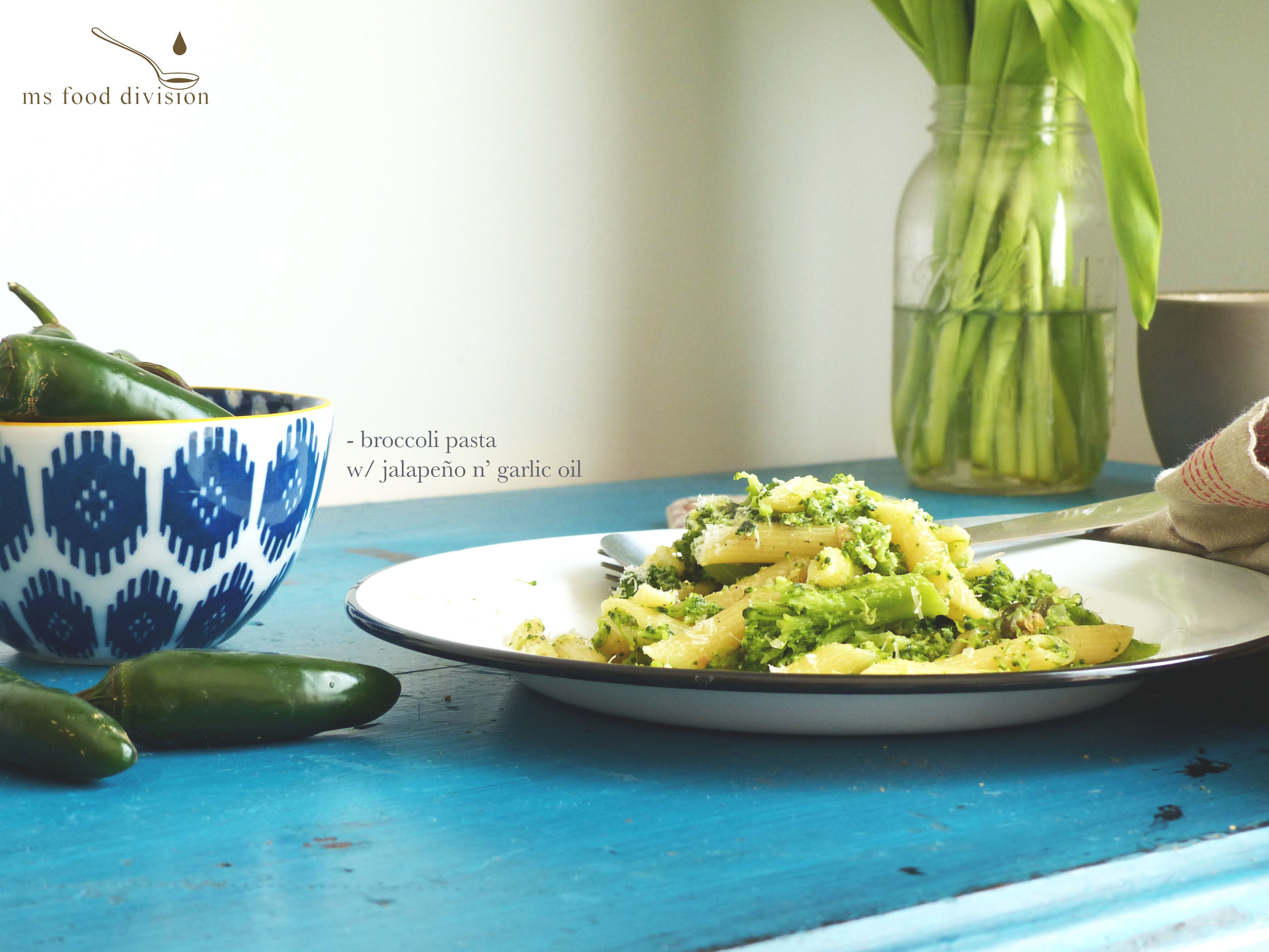 Ingredients: (2 servings) 1 jalapeño, chopped* 2 broccoli, reserve the florets only 2-3 garlic cloves, finely chopped 2 egg yolks, seasoned 1-2 sprigs of sage leaves 200g cooked pasta according to the packaging label grated parmesan extra-virgin olive oil Instructions: 1) Preheat the frying pan with oil, cook the garlic and chopped jalapeño under medium low heat for a minute 2) add sage leaves and cooked under low heat for 5-8 minutes until the vegetables are crispy but not burnt 3) on the other hand, cook the broccoli florets and pasta in salted water 4) add the cooked pasta and broccoli with a small cup of pasta water to the frying pan under low heat 5) stir and mix evenly 6) turn off the fire and add the egg yolks to the pasta dish with some grated parmesan cheese to give a creamy sauce 7) garnish with more parmesan if you like and ready to serve!! :) * please don't remove the seeds because they give the spicy flavor to the oil