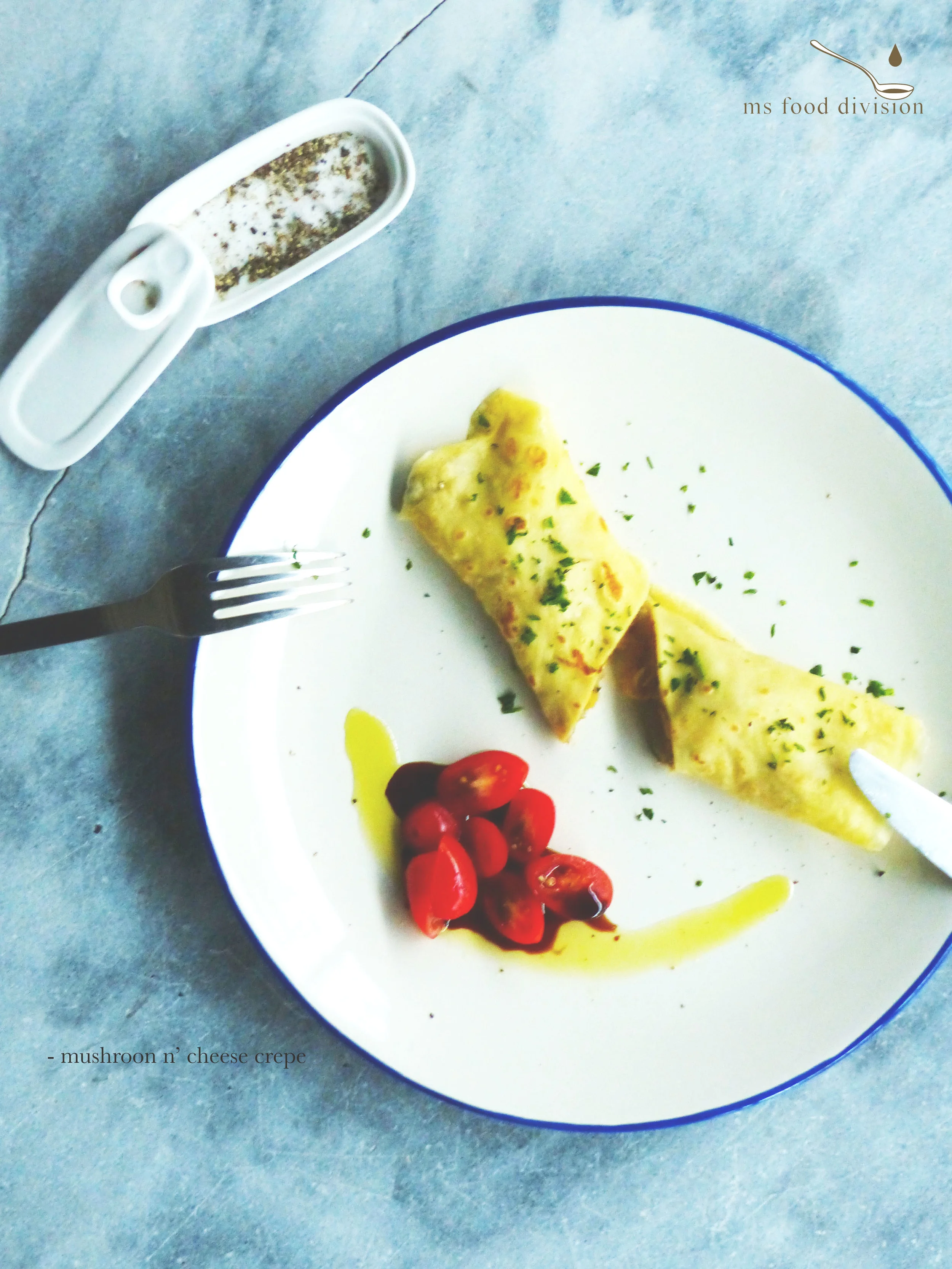 this savory crepe is a perfect alternative to bread in my house :) 