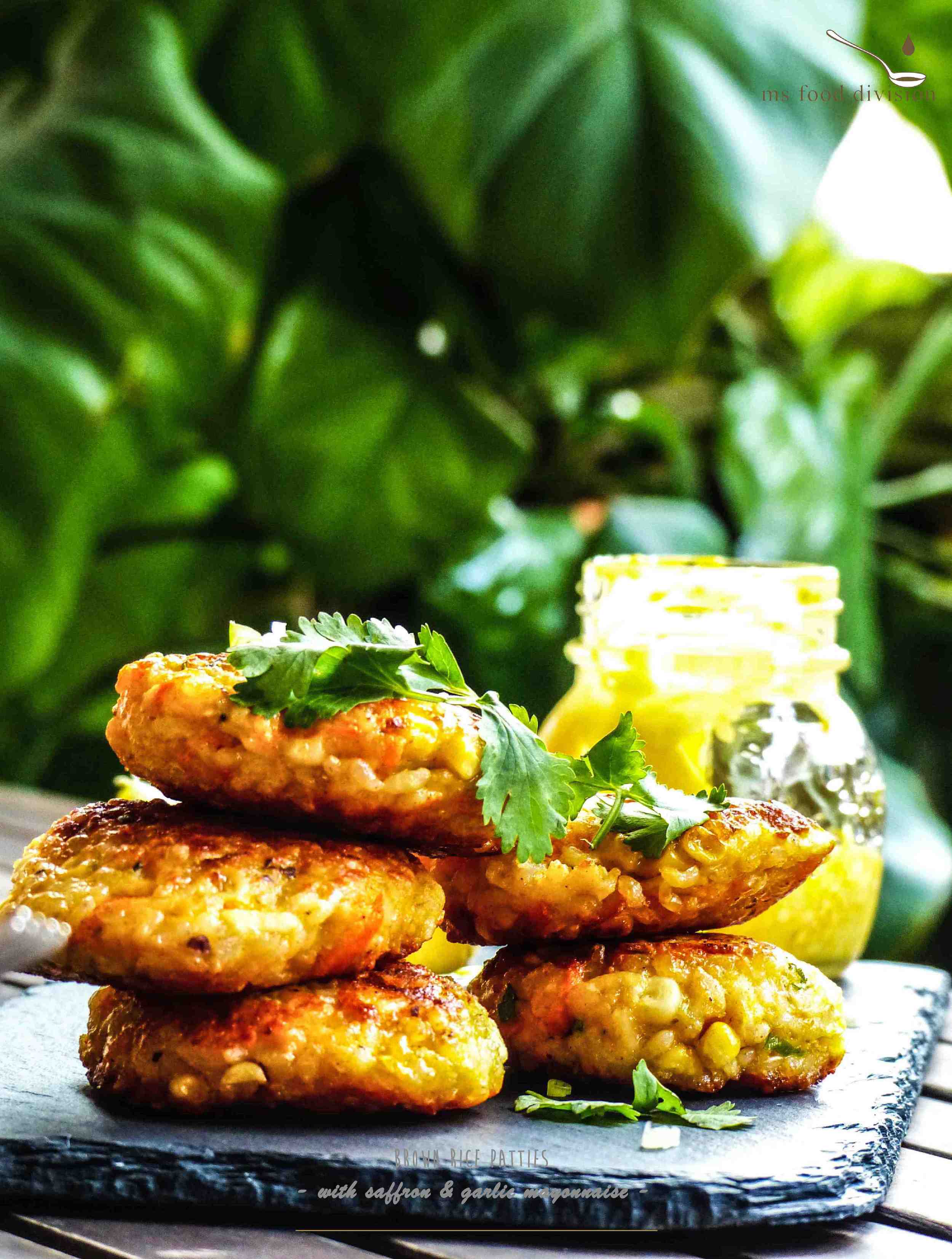 Servings: 6 patties (depending how big you like to make your patties) Preparation Time: 10-15 minutes Cooking Time: 15 minutes Ingredients: 1 bowl leftover cooked brown rice 1/2 cob corn kernel, cooked and removed from cob 1/2 carrot, shredded and half cooked on a frying pan with a little olive oil 2 shallots, finely chopped 1-2 egg 1/2 cup breadcrumbs/flour (I used flour because I ran out of breadcrumbs when I was making these patties) 1/3 cup grated parmesan 1-2 garlic, finely chopped 1/2 chili, finely chopped extra-virgin olive oil For the saffron & garlic mayonnaise: 1 small package saffron 1 small bowl mayonnaise 1/2 lemon juice and zest 1 small garlic clove, finely chopped Instructions: 1) Get a large mixing bowl, add all the vegetables first. Then add the eggs, cheese and flour. Season. 2) Make the patties with your hands and go here for instructions. 3) Preheat a frying pan on medium-low heat, add a generous amount of oil and add the patties once the oil gets hot, cook each side for about 5-10 minutes before flipping to the other side. Reduce heat if needed to avoid burning your patties. 4) Place the patties on a paper towel to soak up the excess oil before serving. Remark: You can add more vegetables like leftover zucchini, peas or whatever you like. :) 