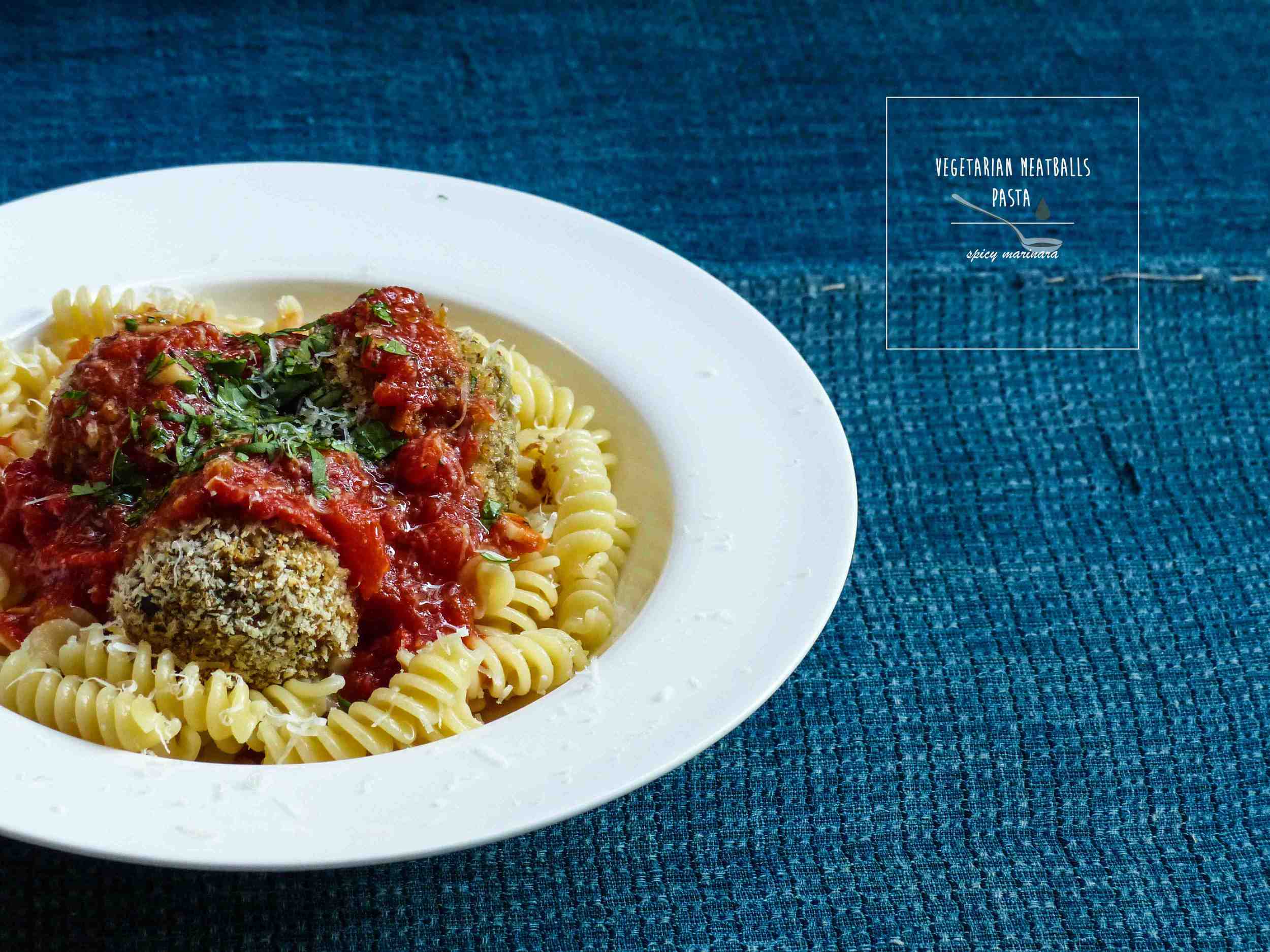These little delicious "veggie balls" took a bit of time to make but they were indeed worthwhile. 