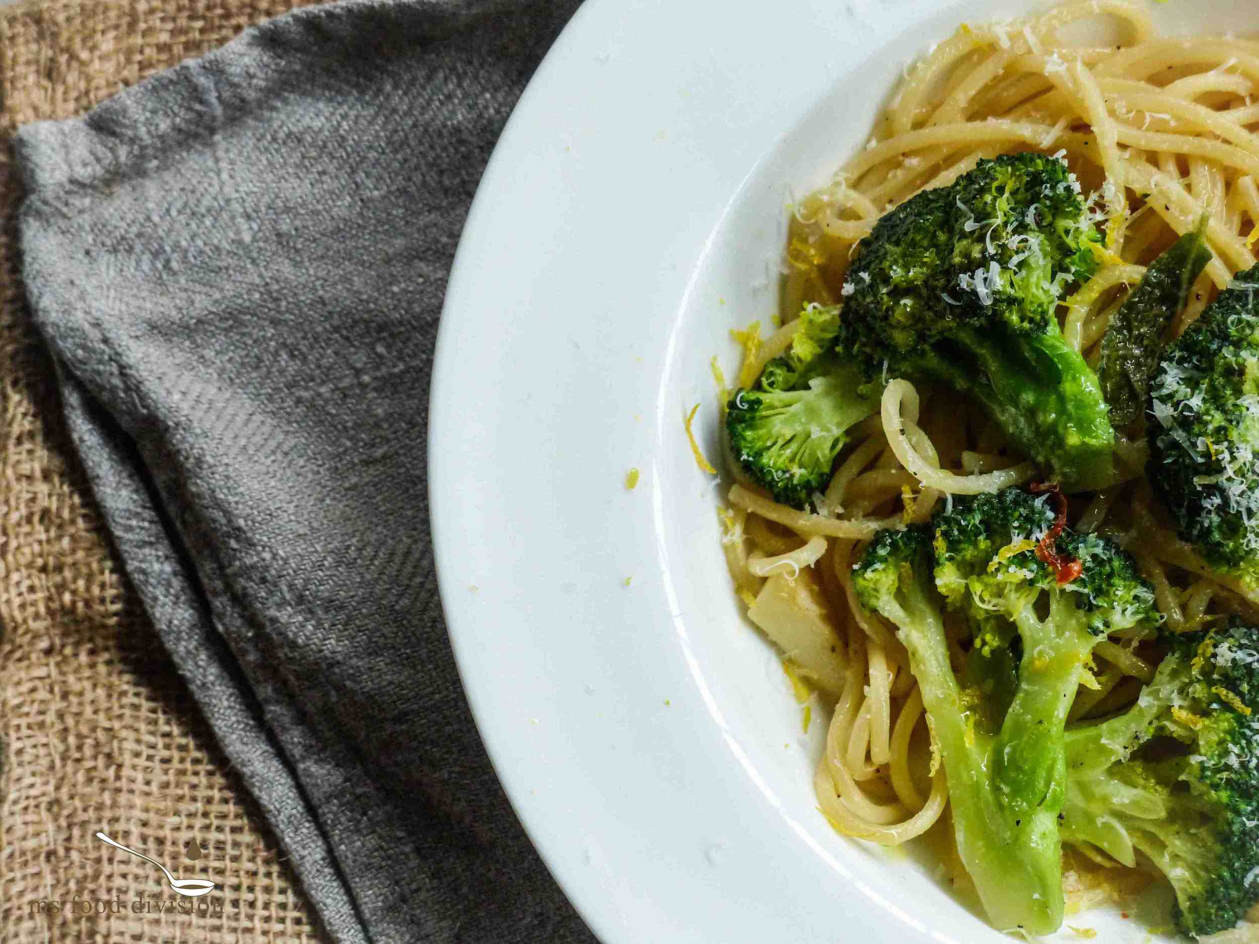 spicy broccoli pasta 
