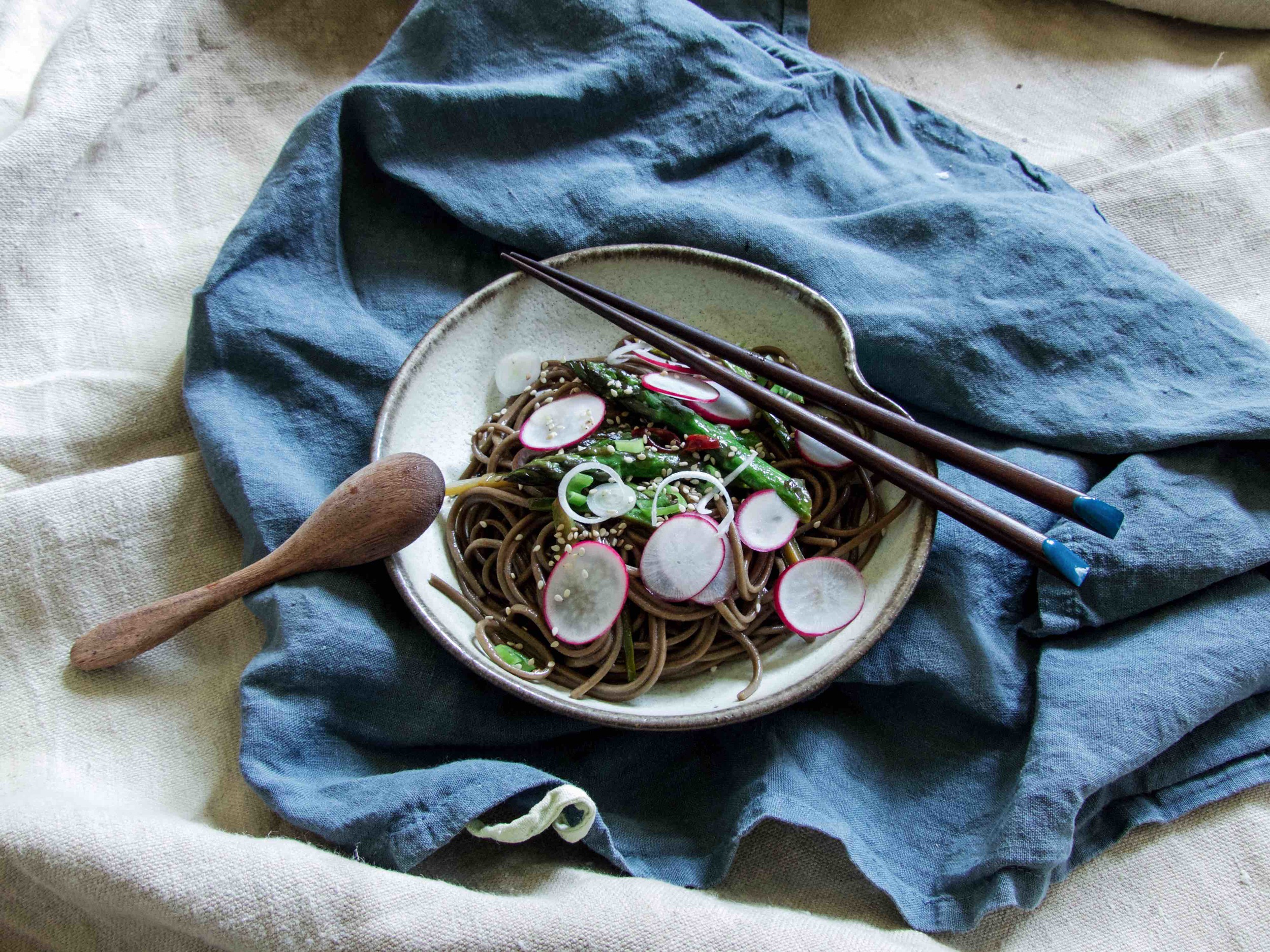 Spicy Asparagus Soba Stir Fry