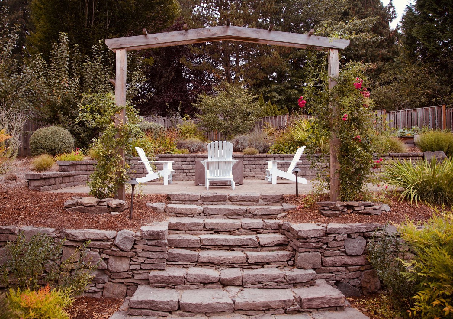 Outdoor Meeting Area Hardscape - Grasstains Landscaping