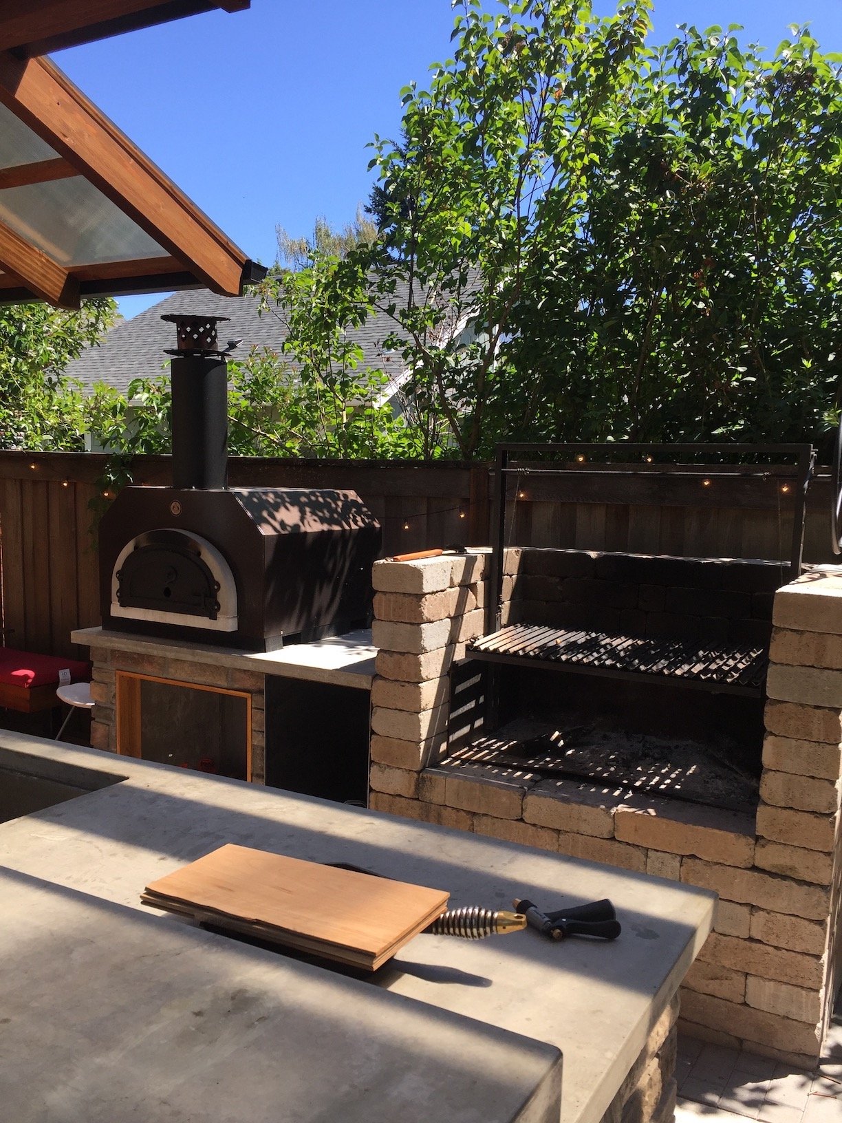 Outdoor Kitchen Pizza Oven - Grasstains Landscaping