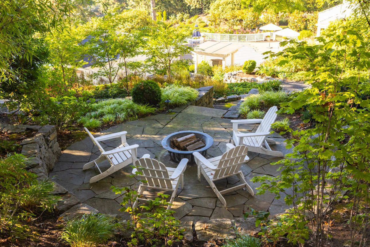 Patio with Fire Pit - Grasstains Landscaping