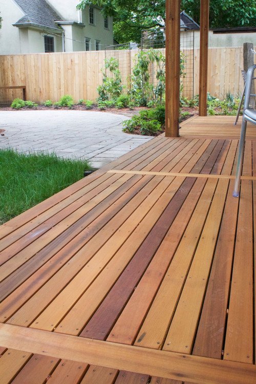 DECKING DESIGN / BUILD