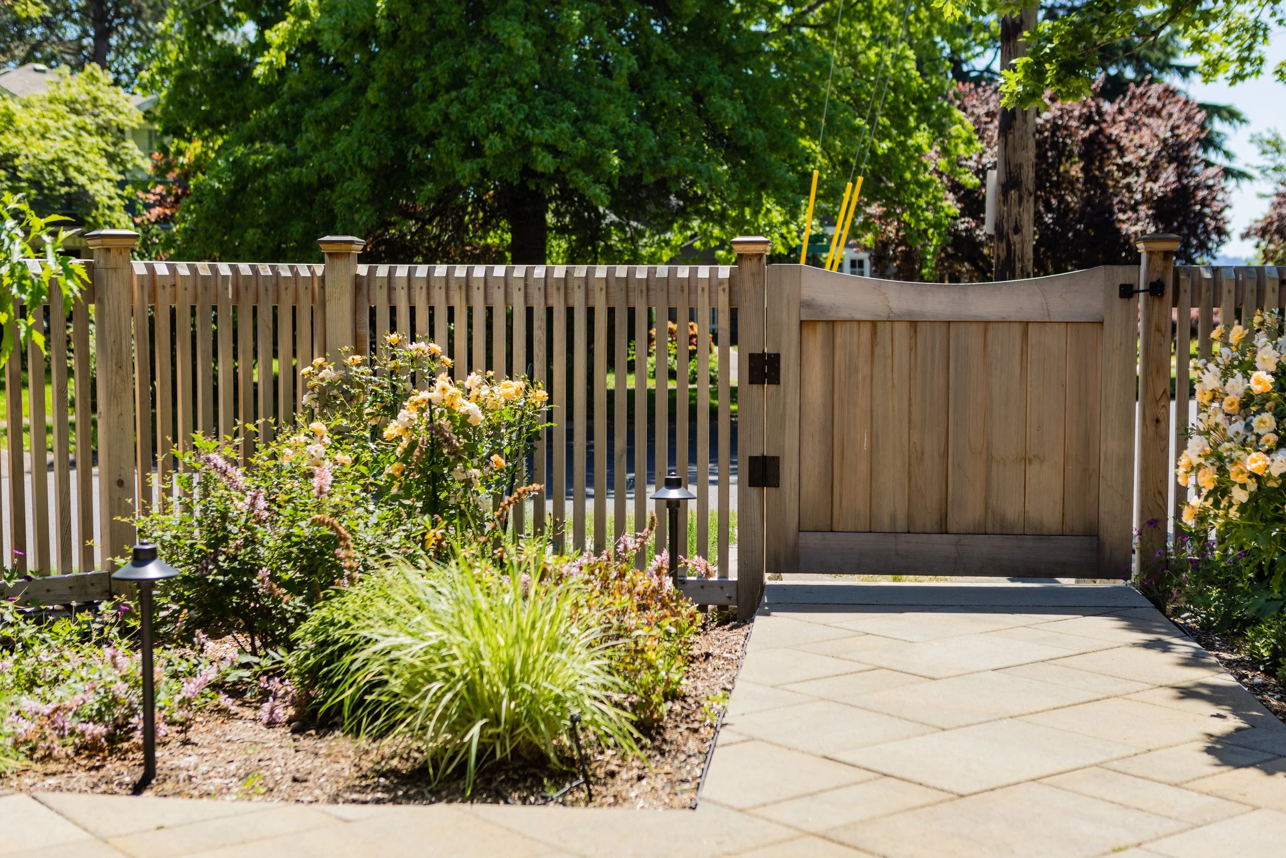Landscaped front yard in Gresham, Oregon