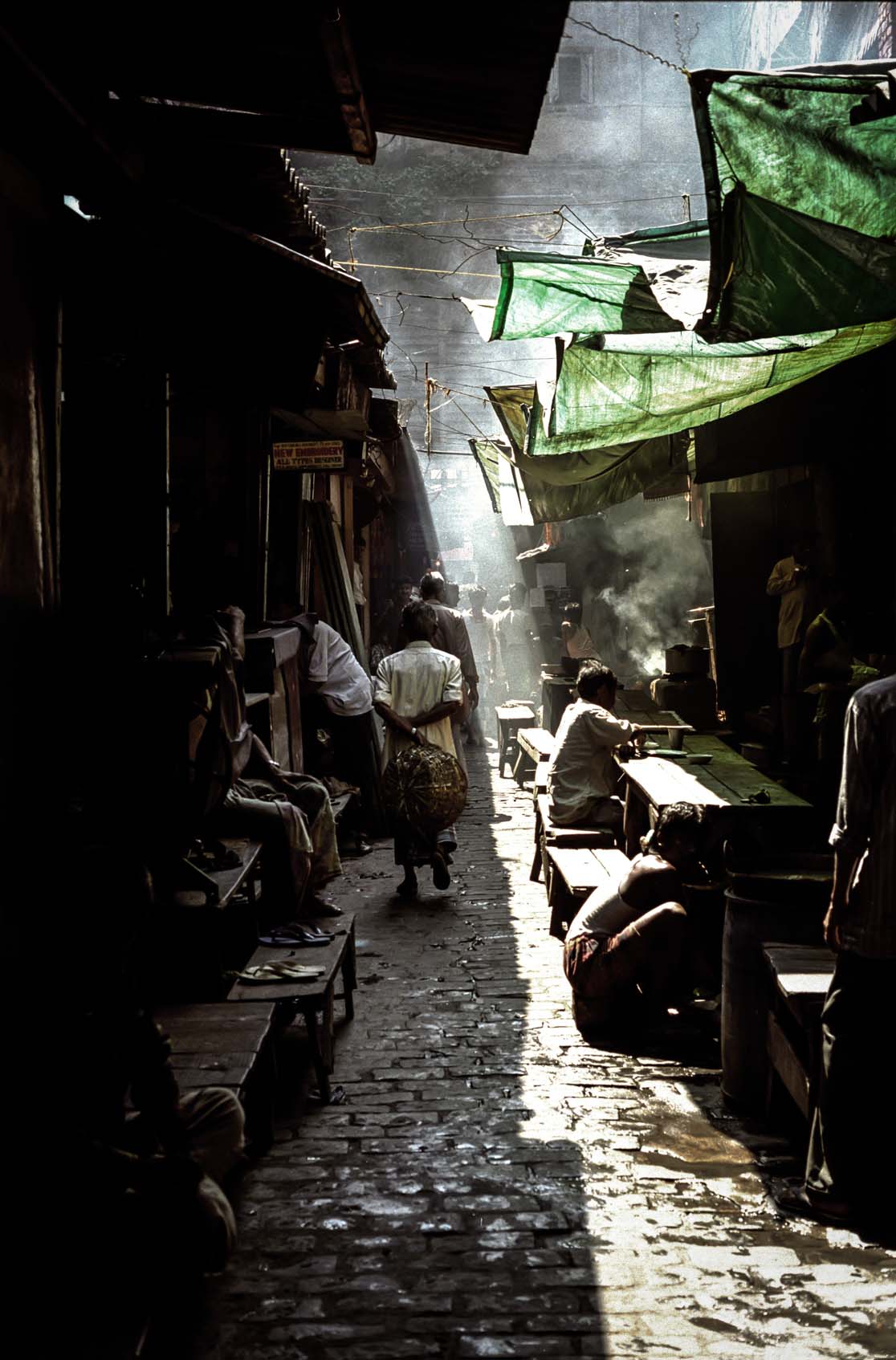 Backstreet market, Calcutta
