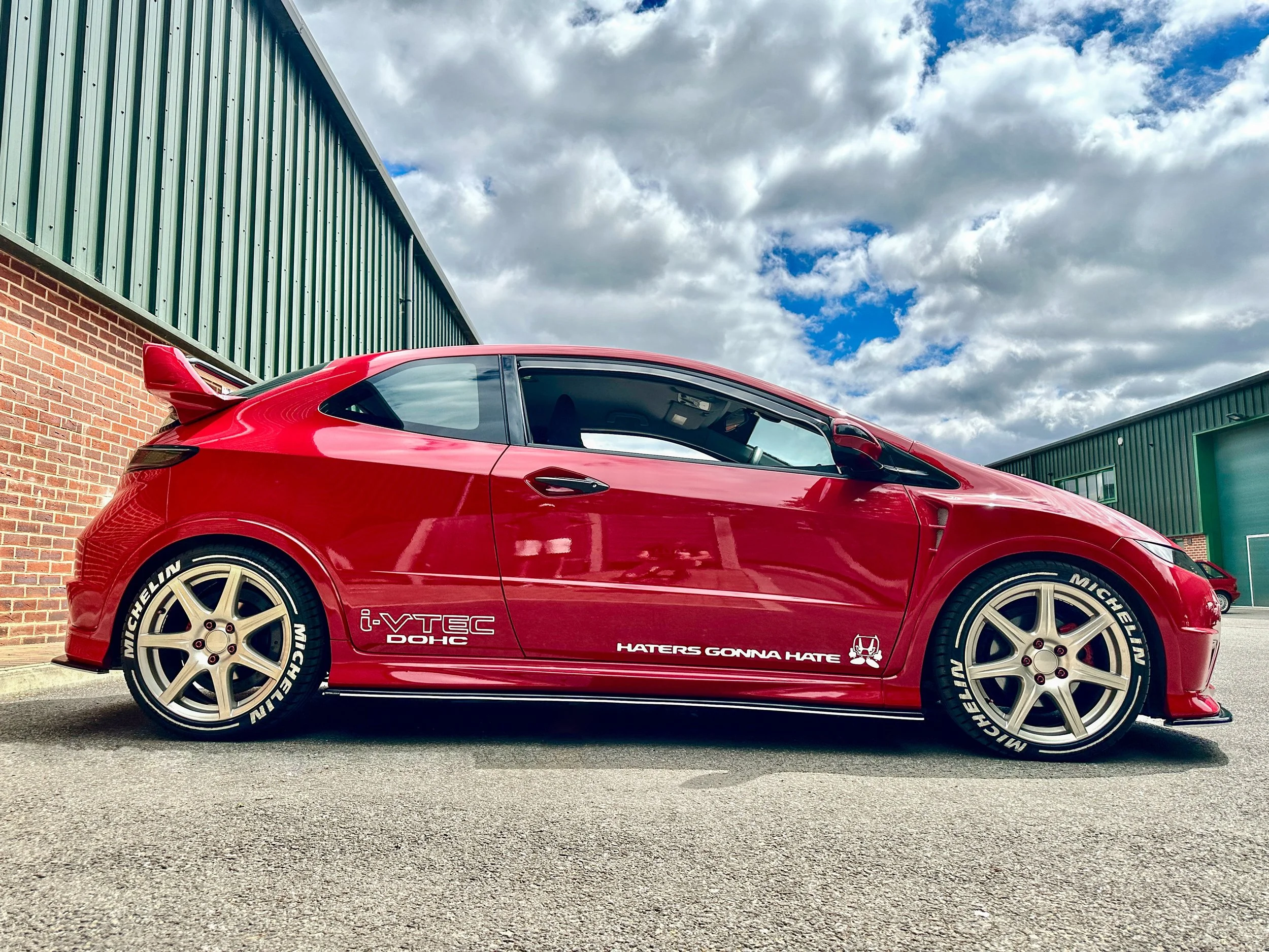 Honda civic type r.jpg