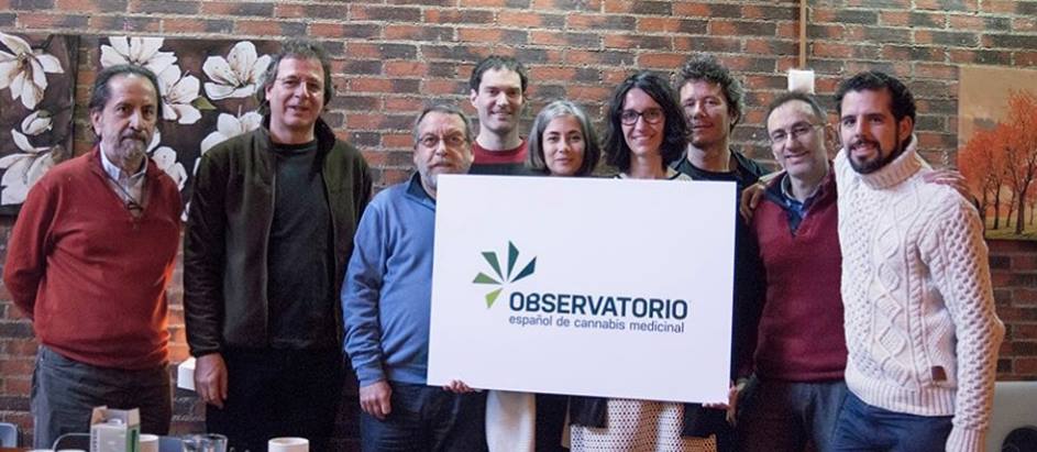 El equipo del Observatorio Español de Cannabis Medicinal.
