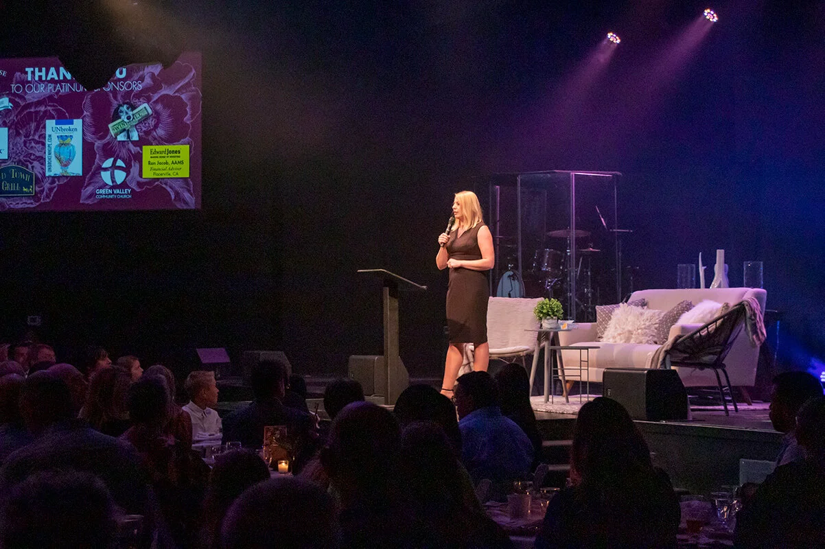 2019-10-04_HopeHouse-Banquet_IMG_3000w.jpg