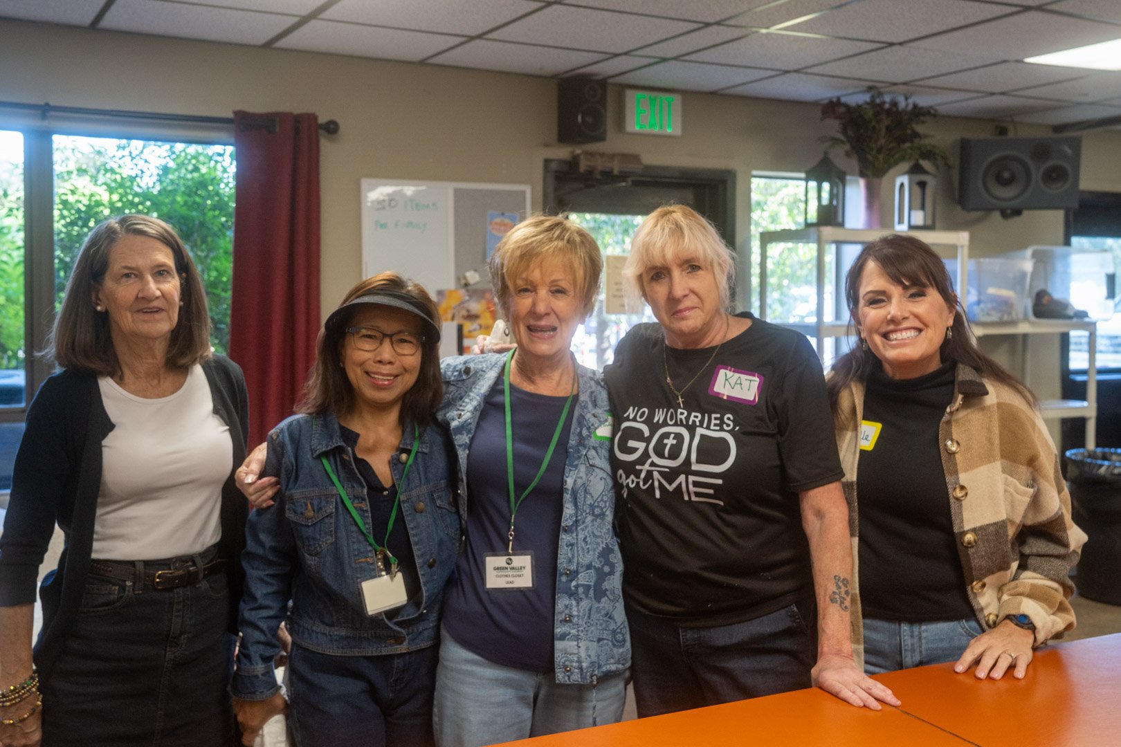 Clothing Ministry | Volunteer