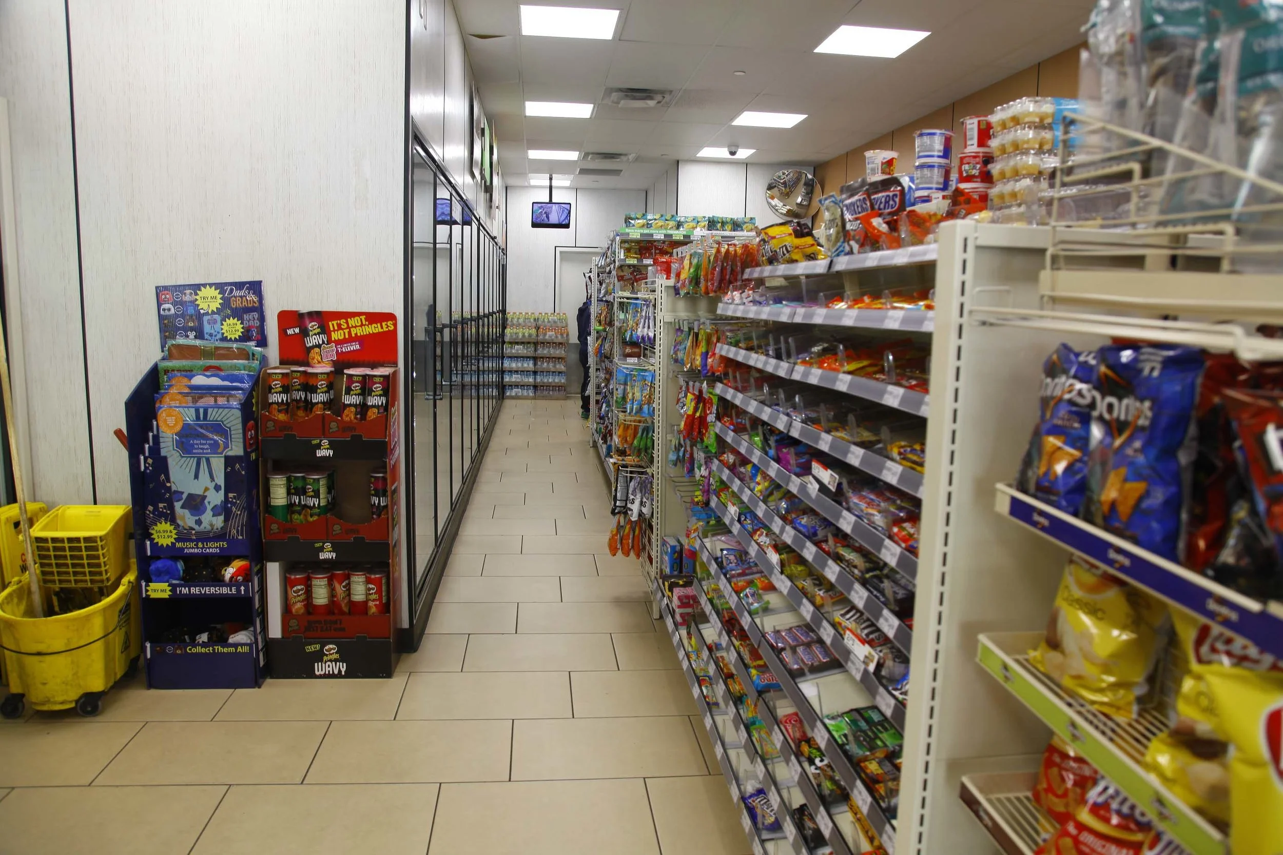 7ELEVEN_04.JPG