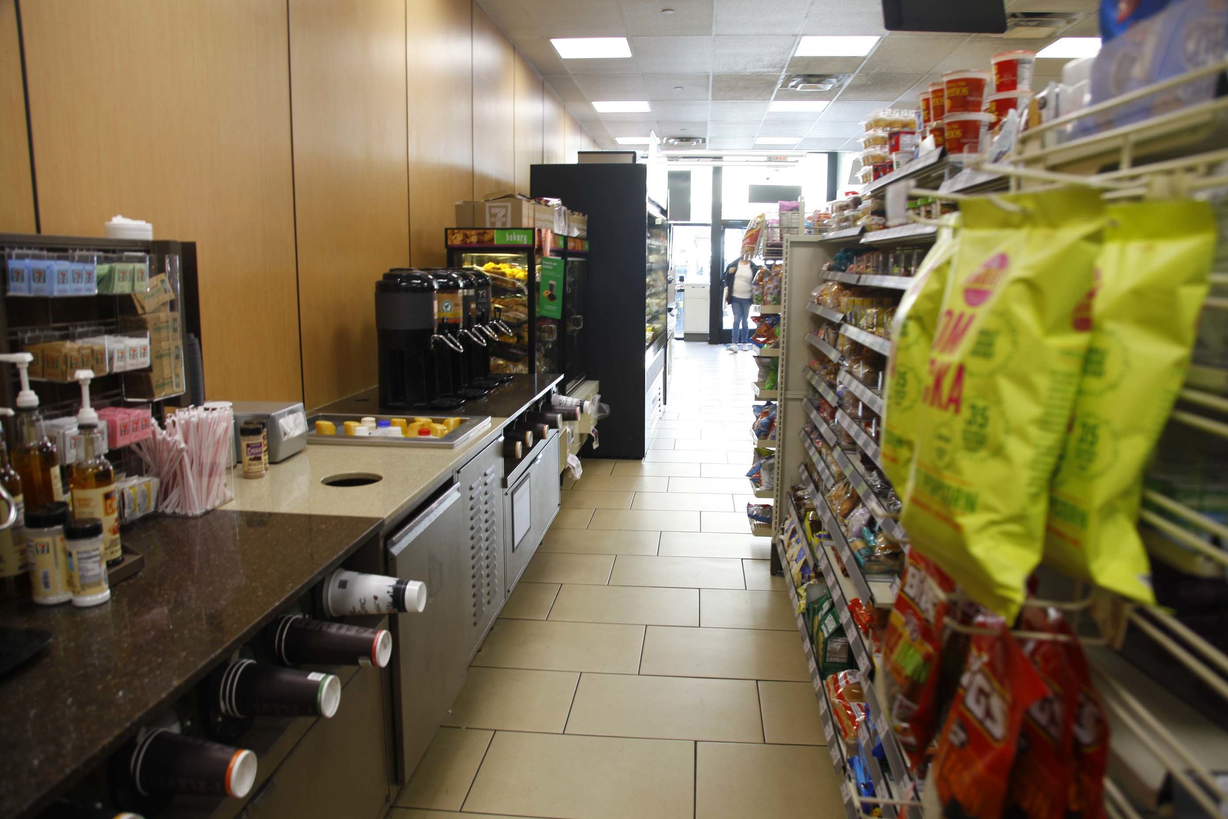 7ELEVEN_06.JPG