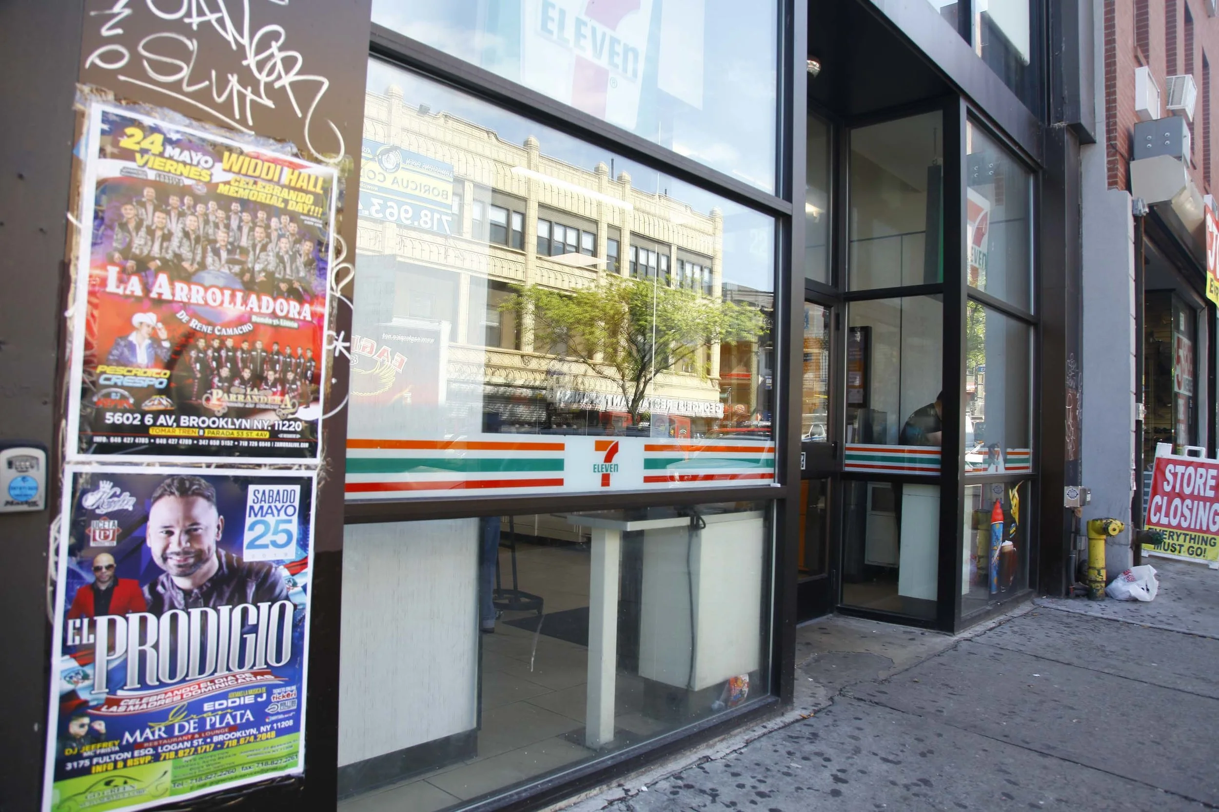 7ELEVEN_28.JPG