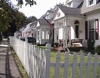 coloterrhousefencesmaller.jpeg