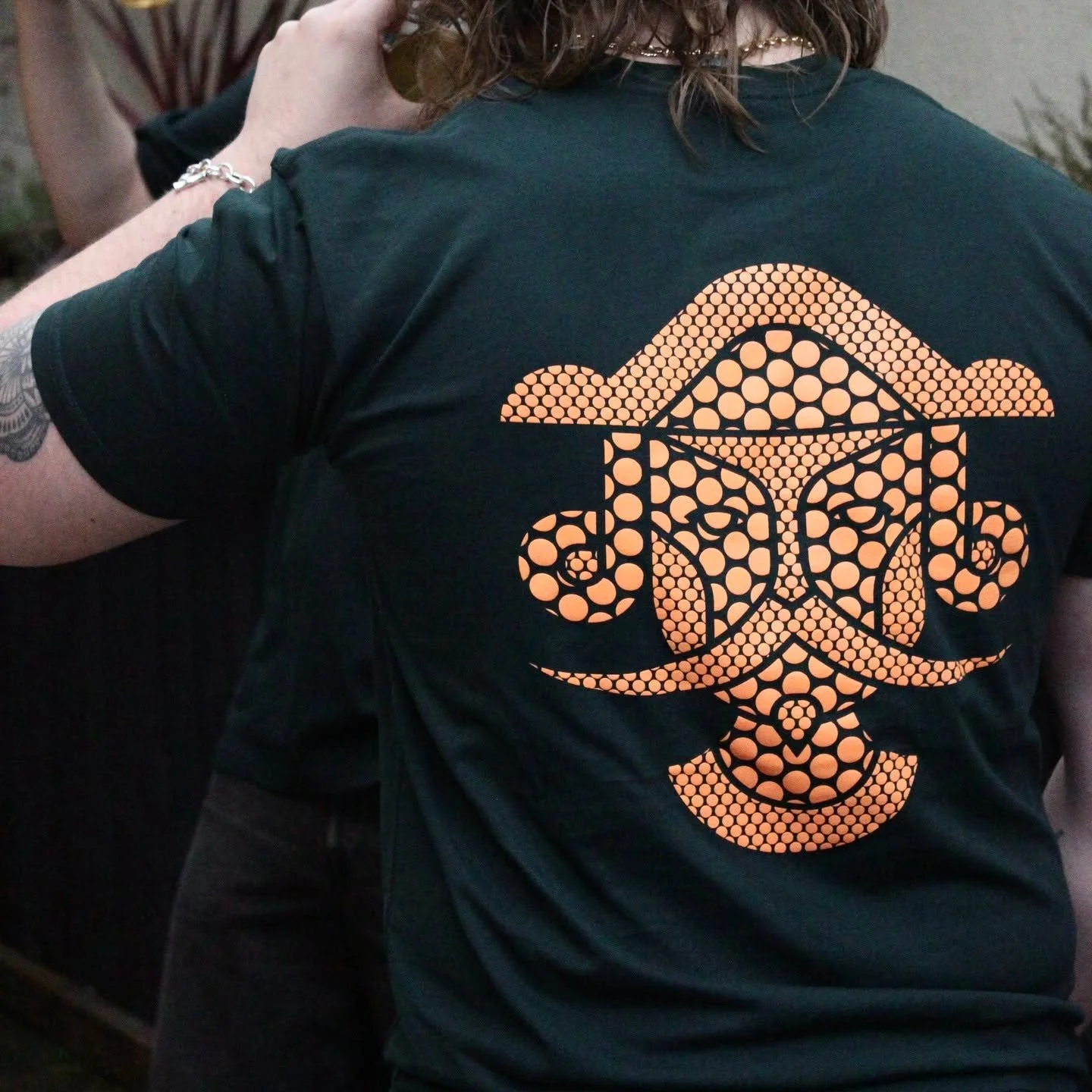 🧡 Two new screen printed Blackjack tees available now! 💚

Choose from an 'Orange Jack' back design on dark green and a 'Multicolour Jack' back design on white (or get both!) 

Both designs are available in either premium regular or heavy oversized 