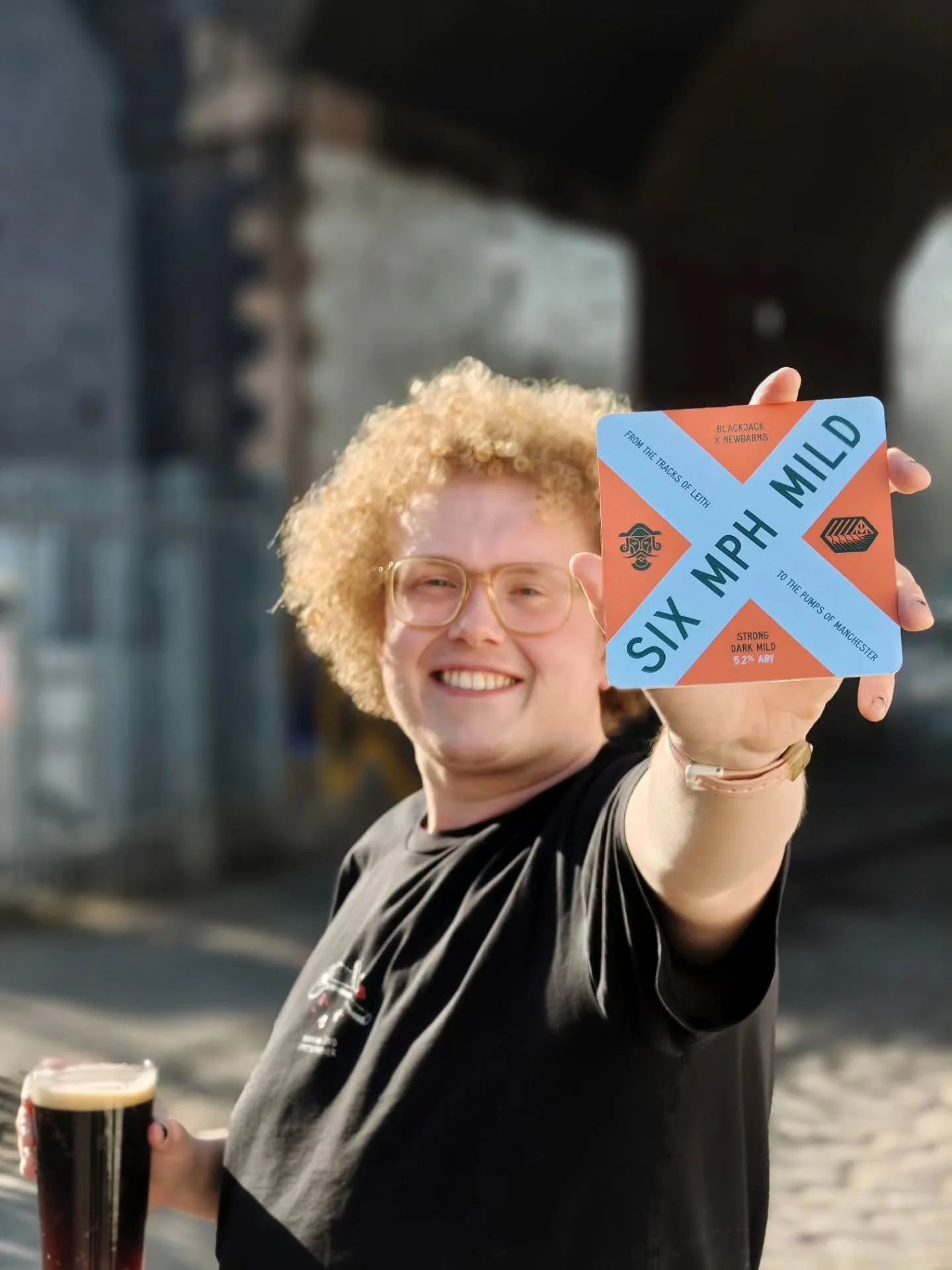 Last month we were delighted to be joined by Newbarns of Leith, one of our favourite breweries in the country.

After much discussion, we decided to lean into our shared love of strong dark beers.

Behold, the Six MPH Mild!

This moniker comes from t