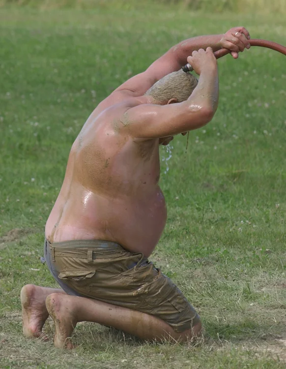 Mud-Diver Hoses Off