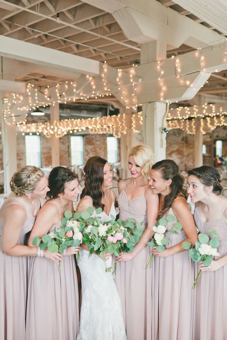 Photo by Bekah Taylor and florals by My Simple Soirée .