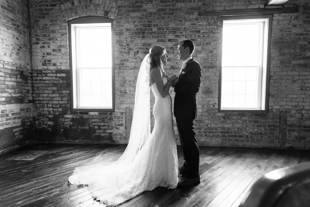 Grant+Beachy+midwest+wedding+photography+south+bend,+goshen,+chicago-028.jpg