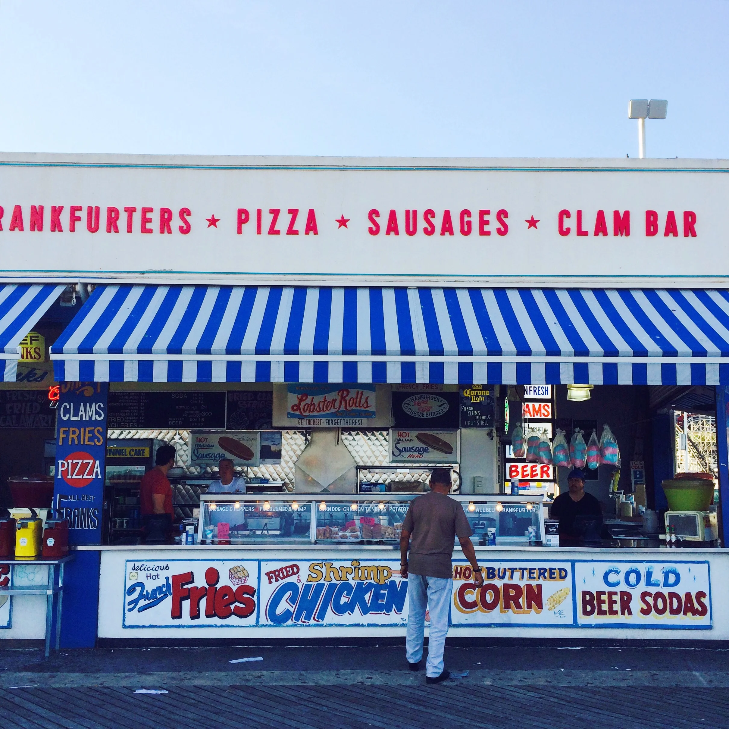 Boardwalk snacks. Photo by hhh.