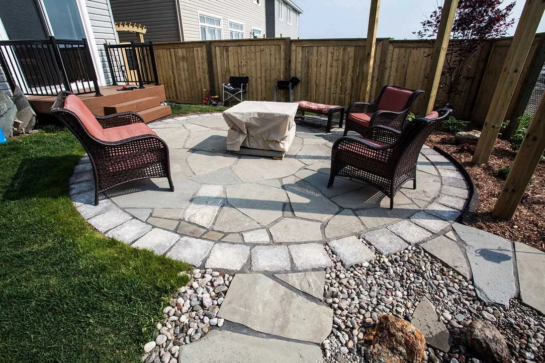 Small Circular Flagstone Patio