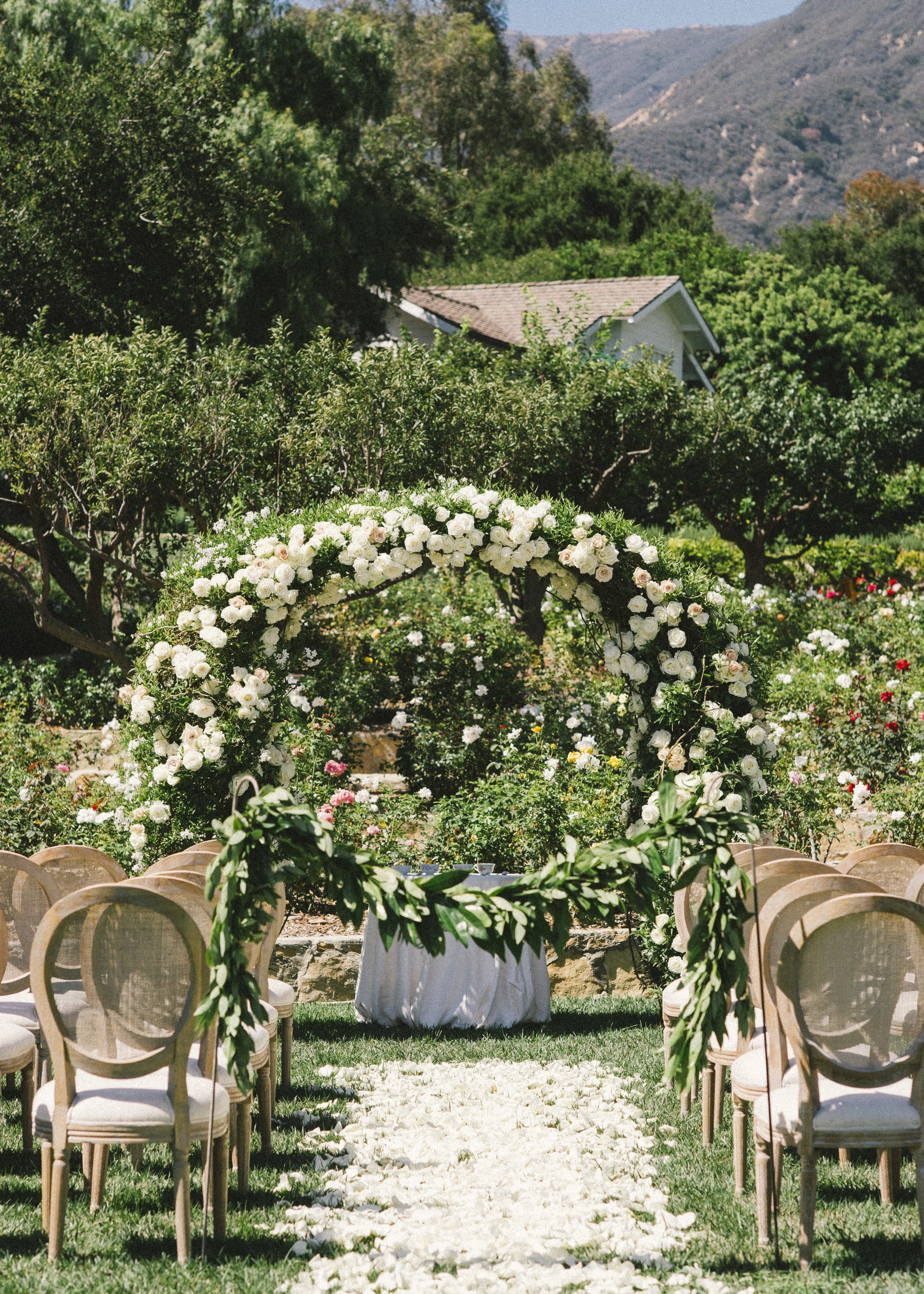 SanYsidroRanchWedding_SantaBarbaraWedding_EventoftheSeason_EmilyBlakePhotography (3).jpg