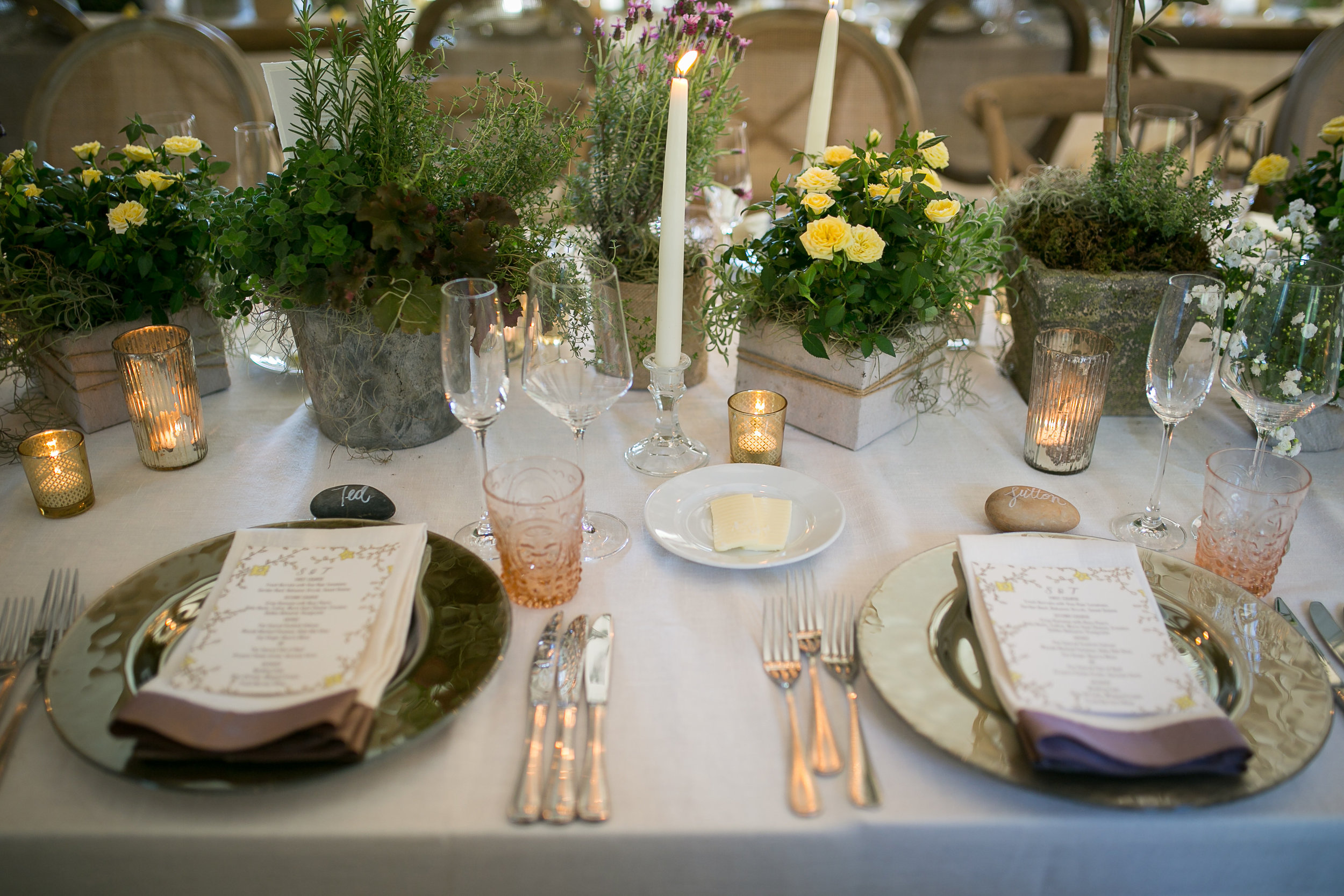 LauraMarieDuncanPhotography_SantaBarbaraWeddingPlanner_EventoftheSeason_SanYsidroRanchWedding (17).jpg