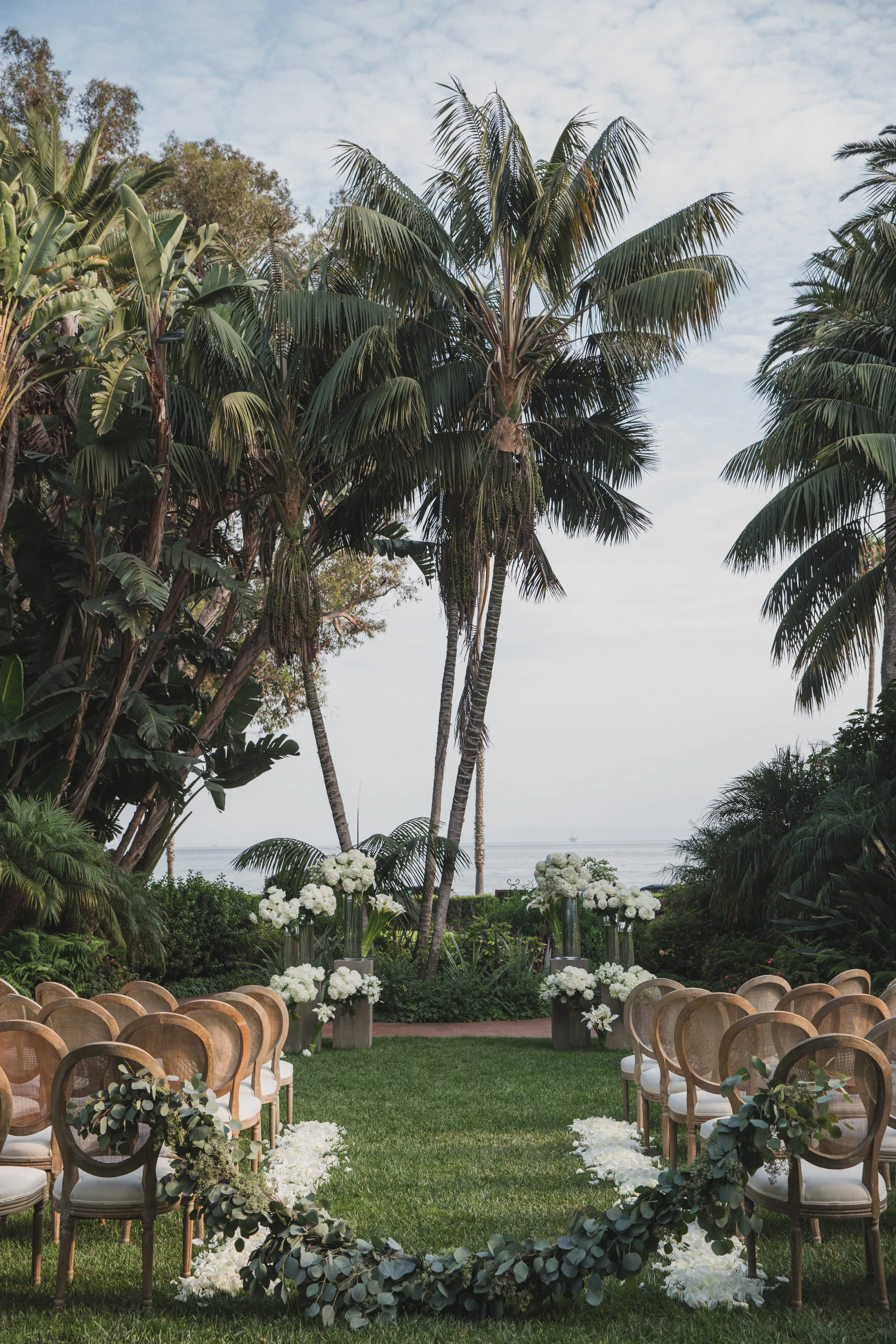 Capa&Troy-Ceremony-LilyRoPhotography-4.jpg