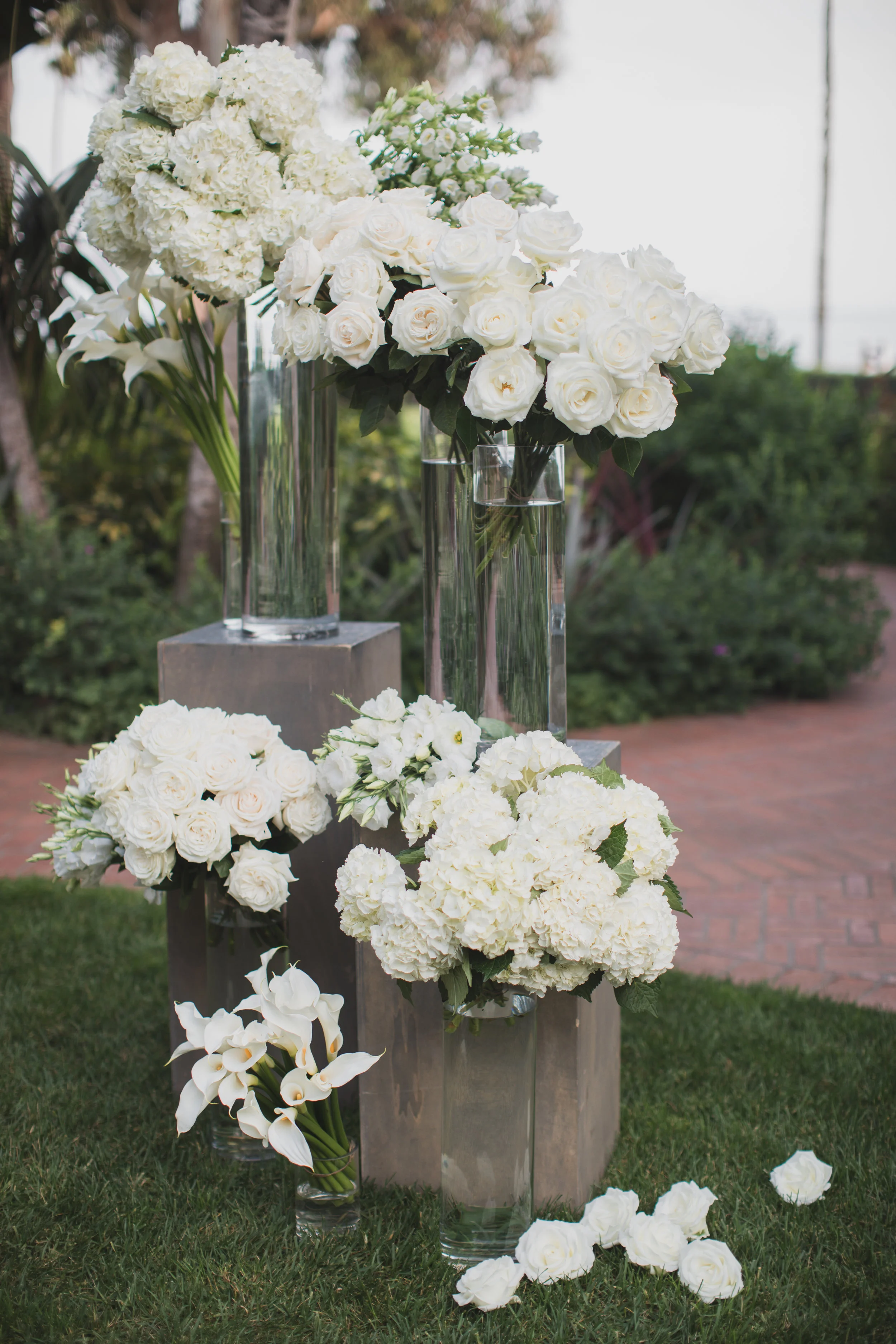 Capa&Troy-Ceremony-LilyRoPhotography-8.jpg