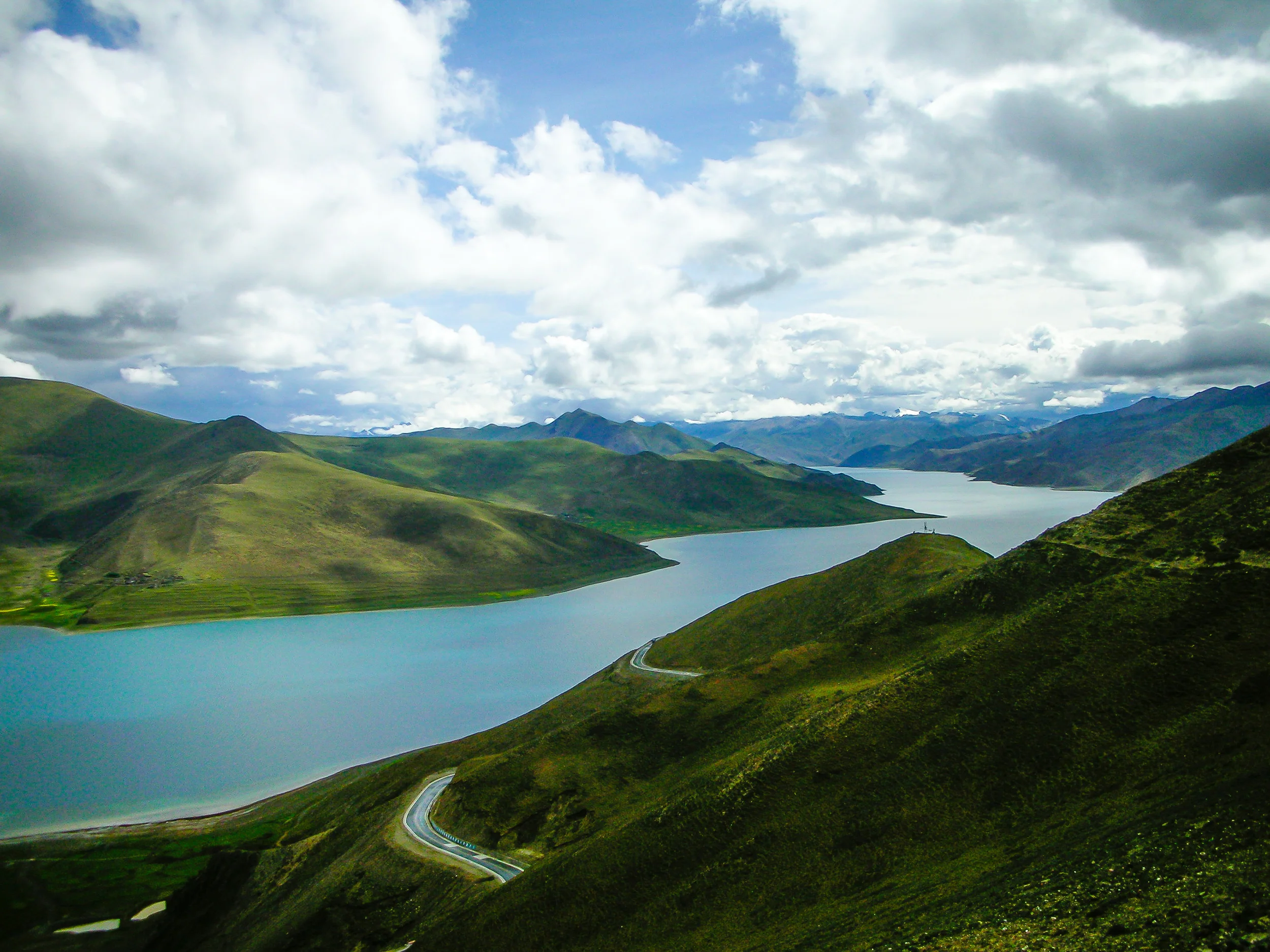Yamdrok Lake, Tibet 2007