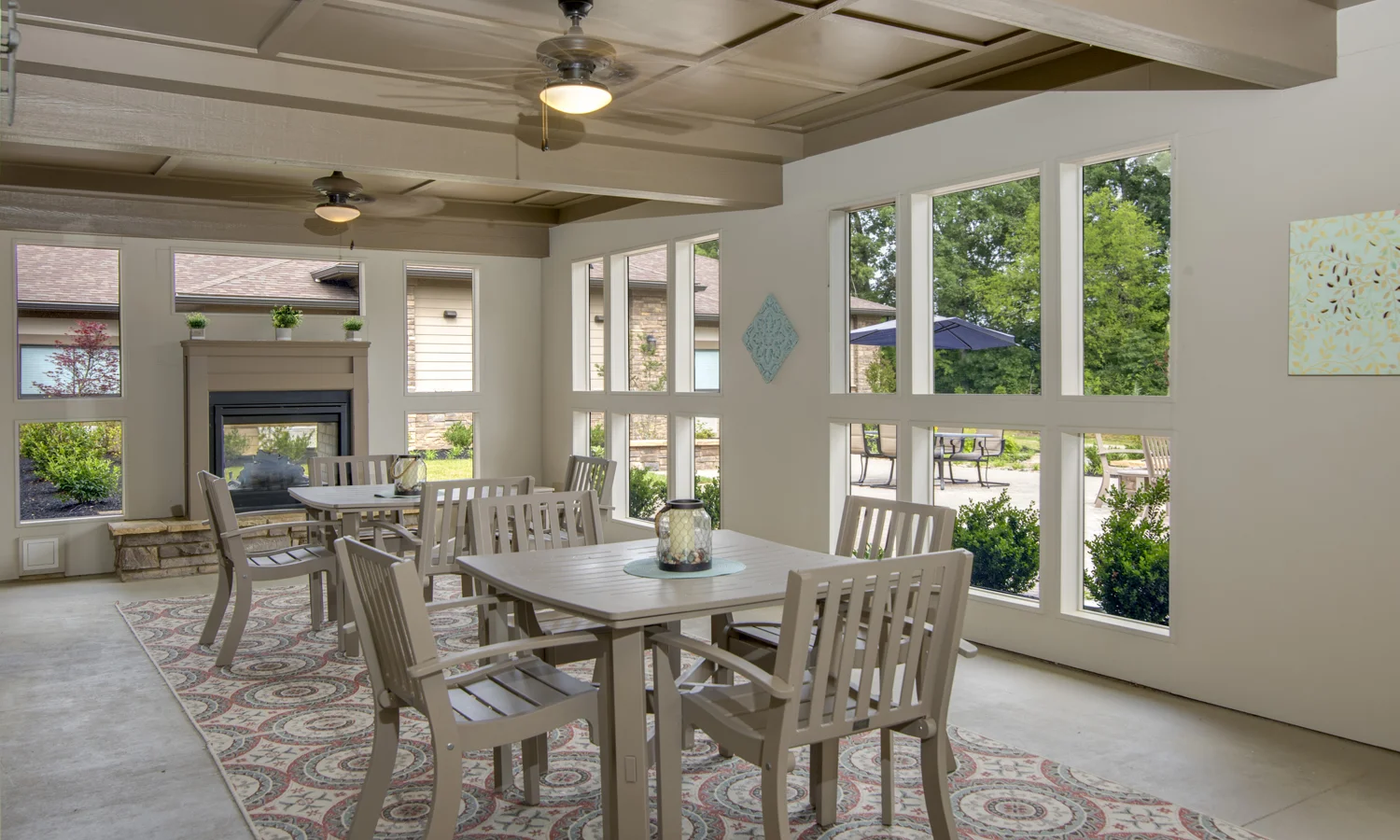 The Pointe at Lifespring Knoxville TN Inside Porch