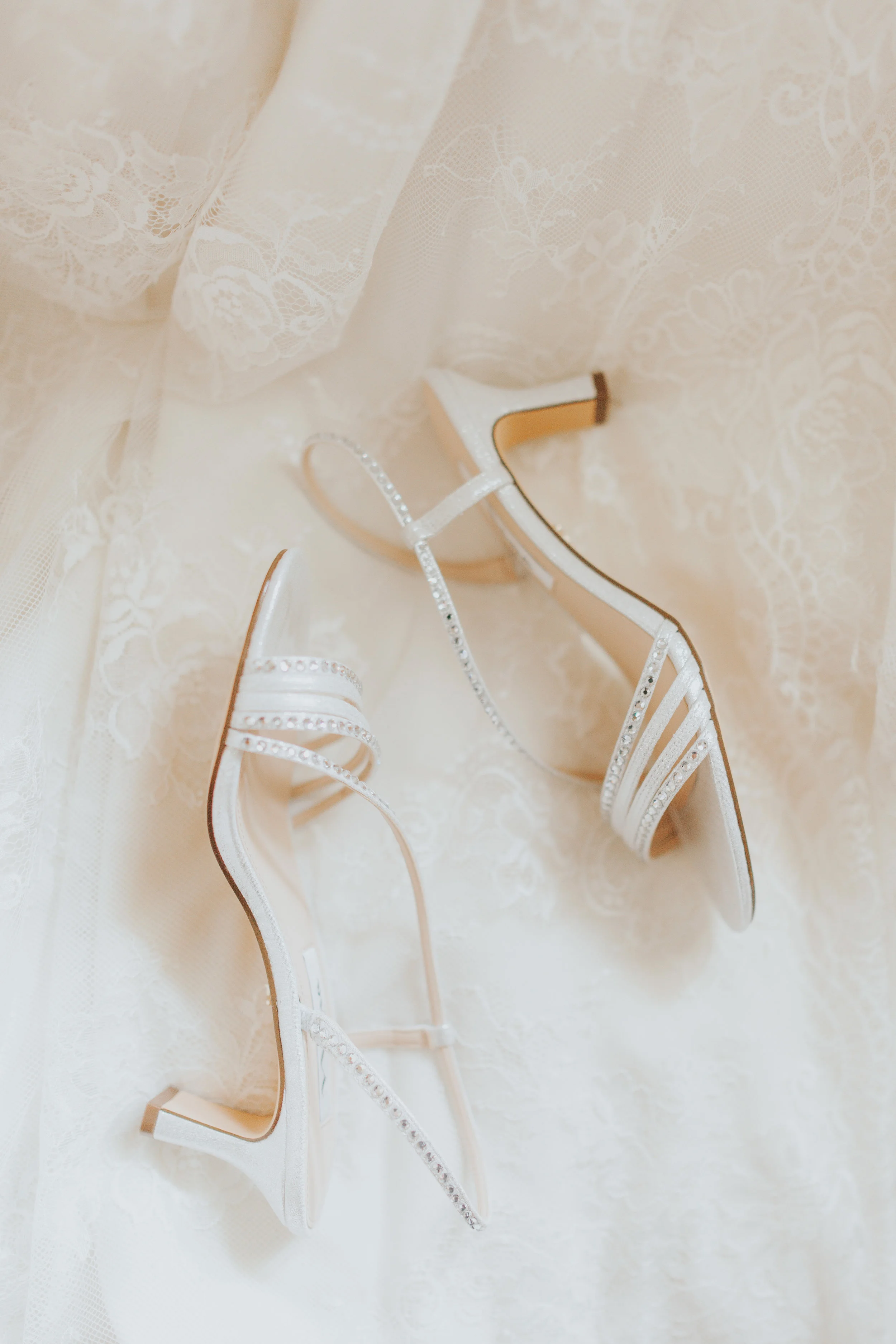Jake and Rebecca 1 - Getting Ready-23.jpg