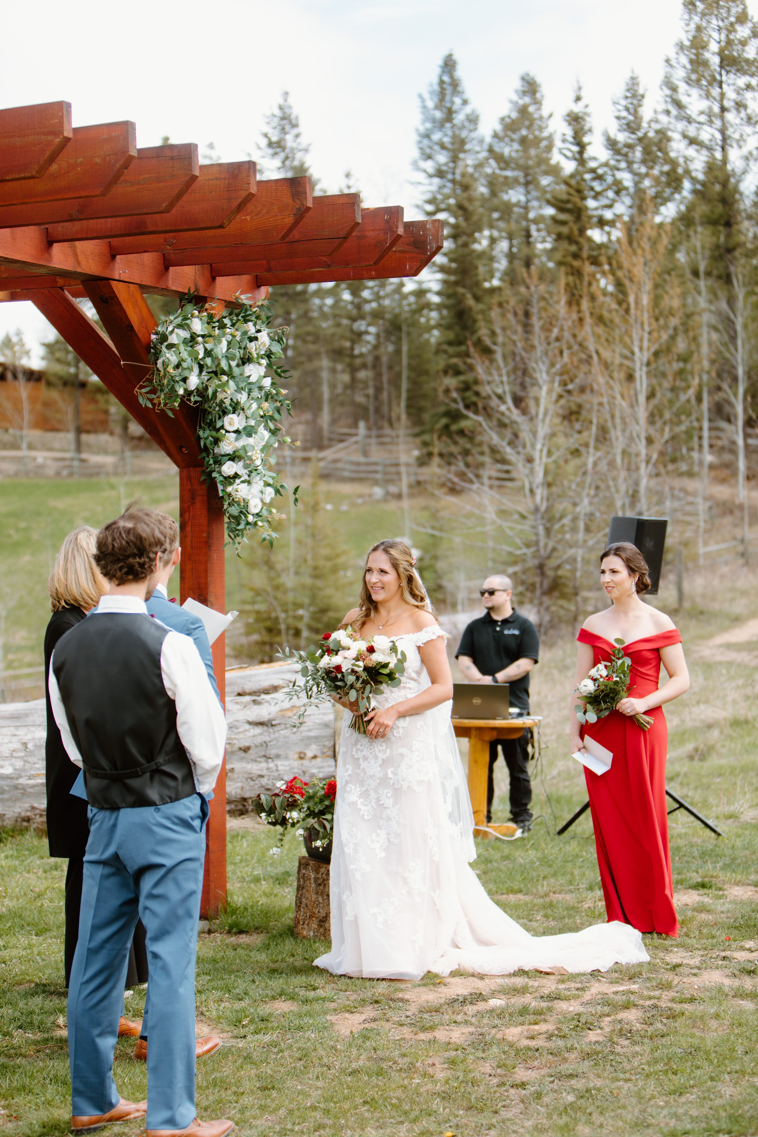 house-of-friesens-invermere-bc-wedding-r+a-19.jpg