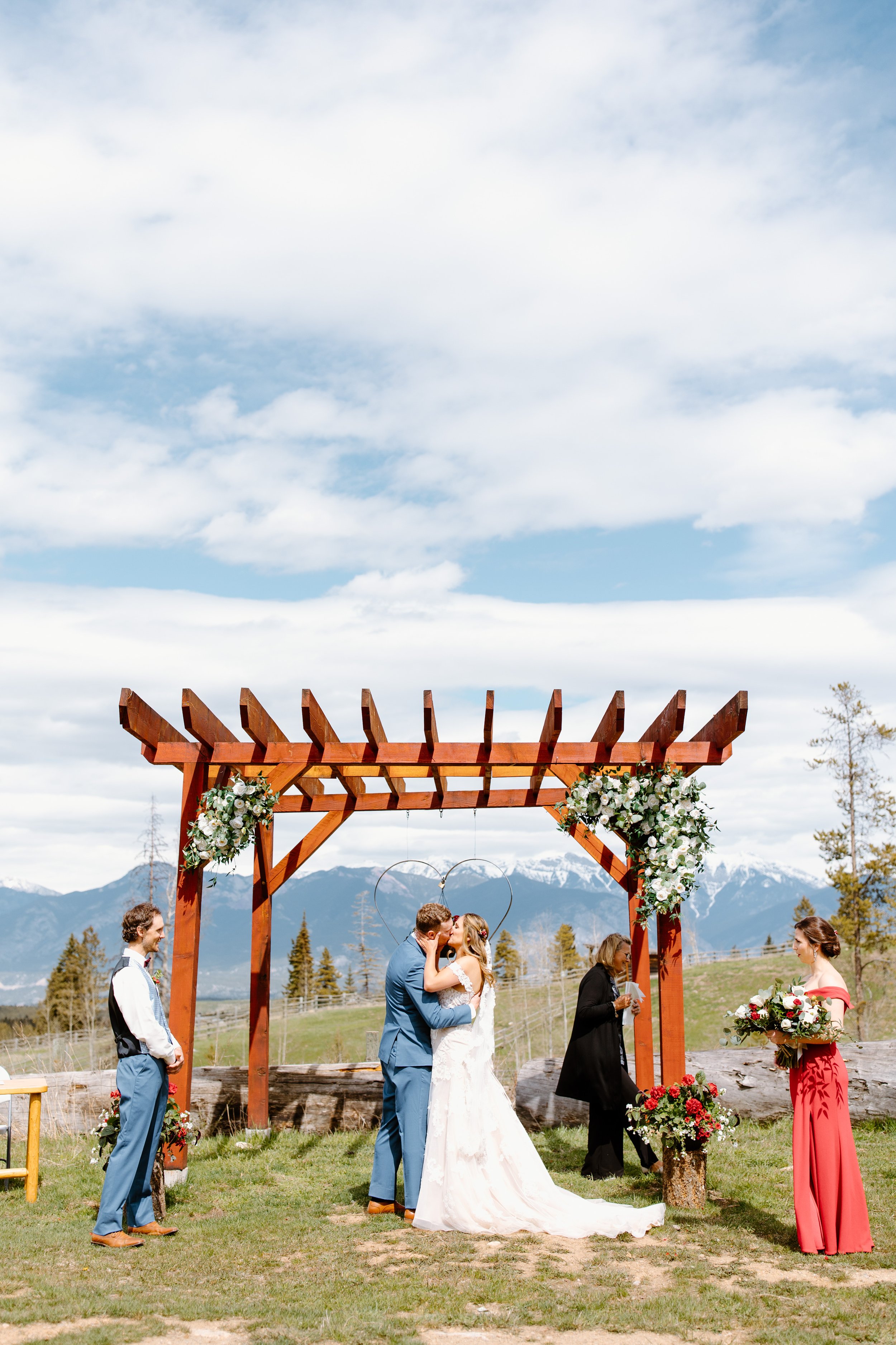 house-of-friesens-invermere-bc-wedding-r+a-23.jpg