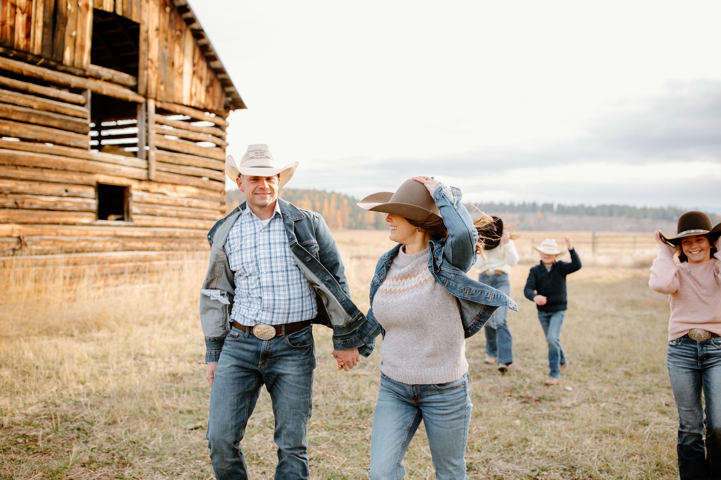 cranbrook-bc-ranch-family-session-11.jpg