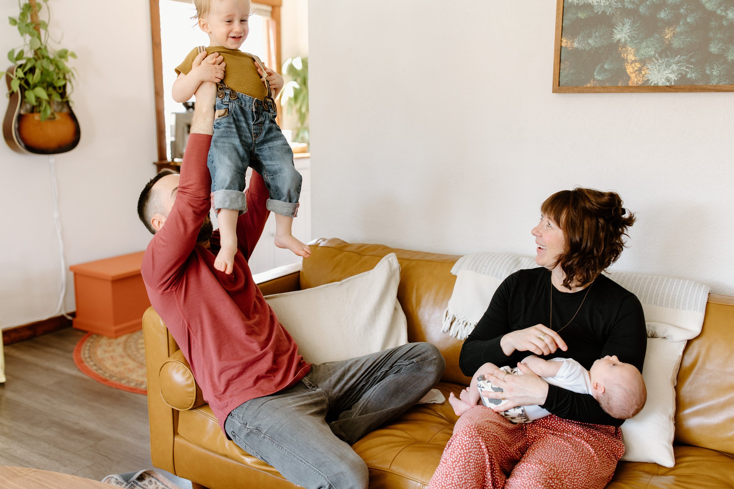 Kimberley-bc-at-home-newborn-session-M-4.jpg