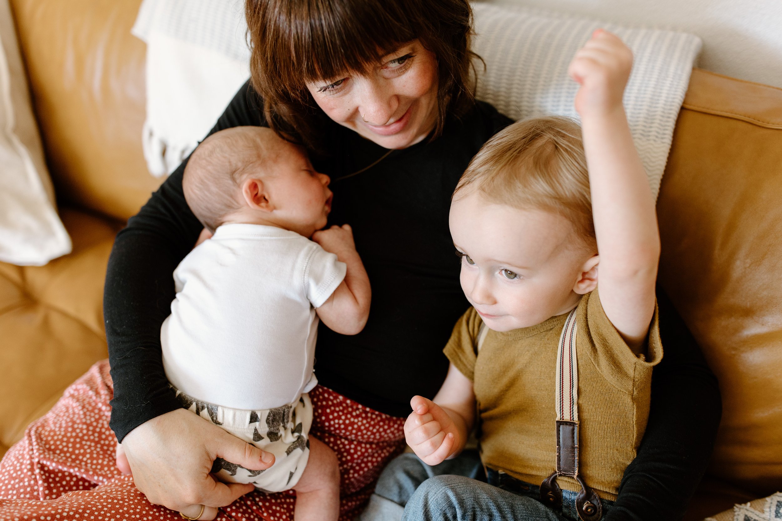 Kimberley-bc-at-home-newborn-session-M-20.jpg