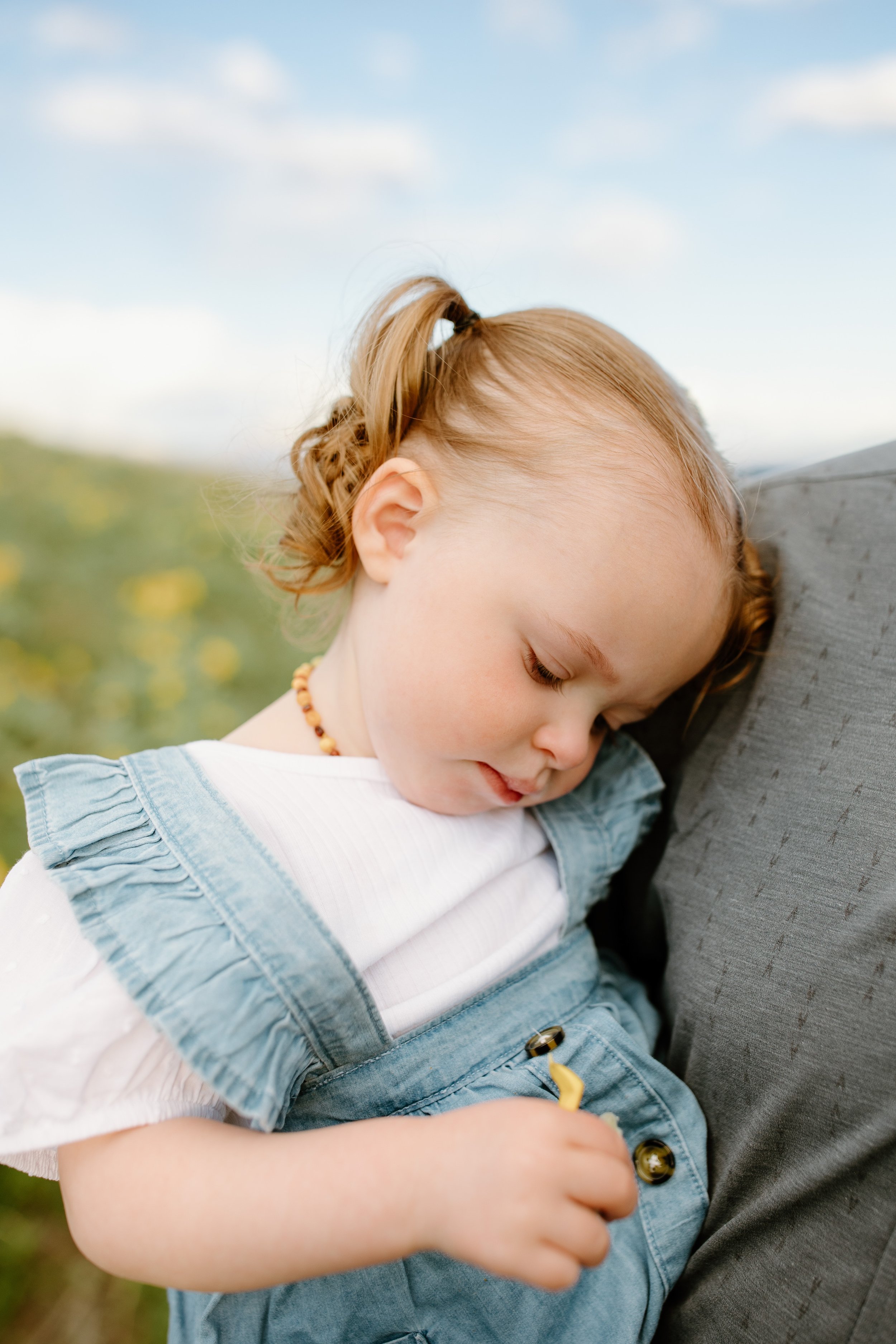 kimberley-bc-spring-wildflower-family-session-r-34.jpg