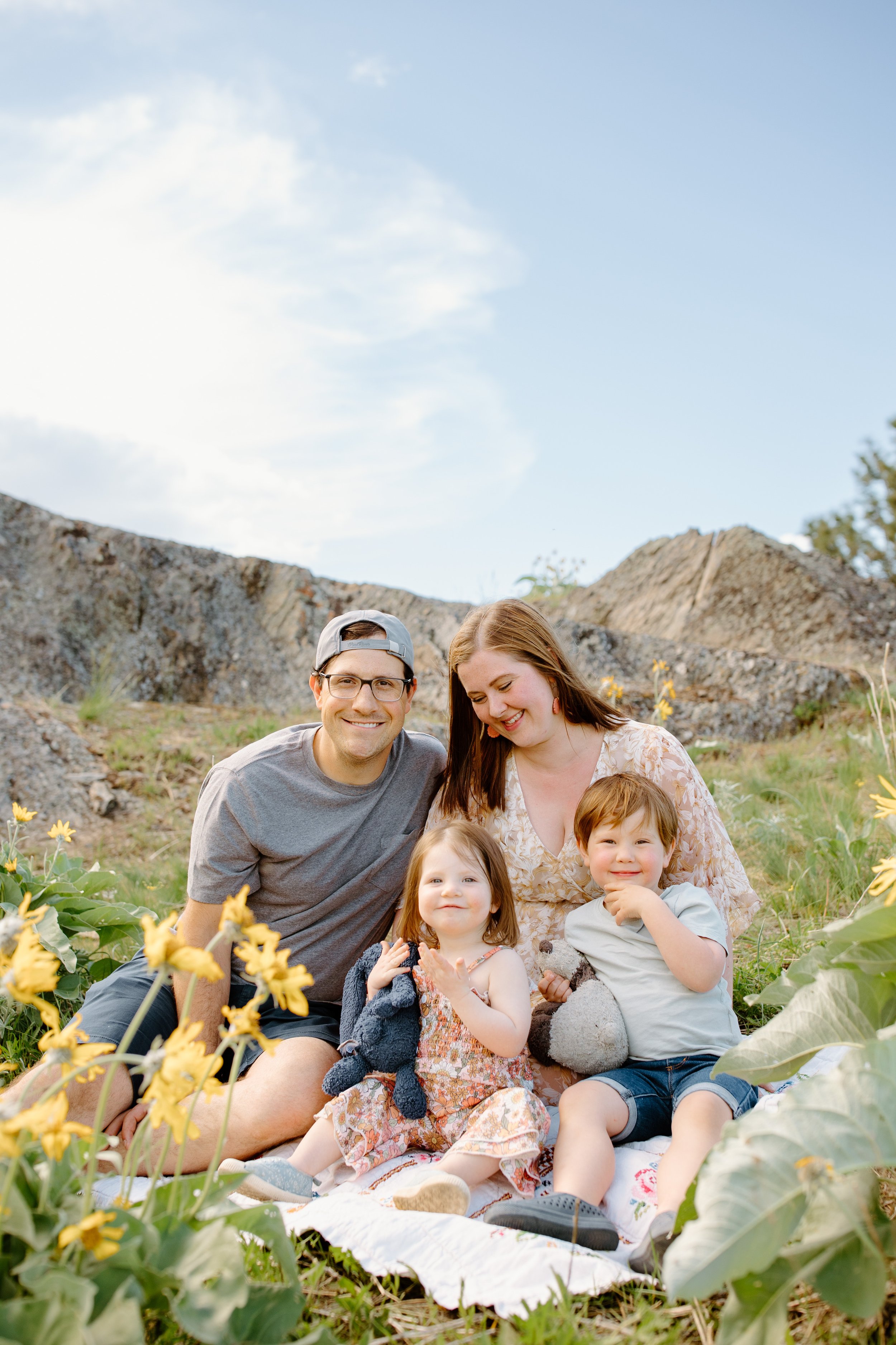 kimberley-bc-spring-wildflower-family-session-p-15.jpg