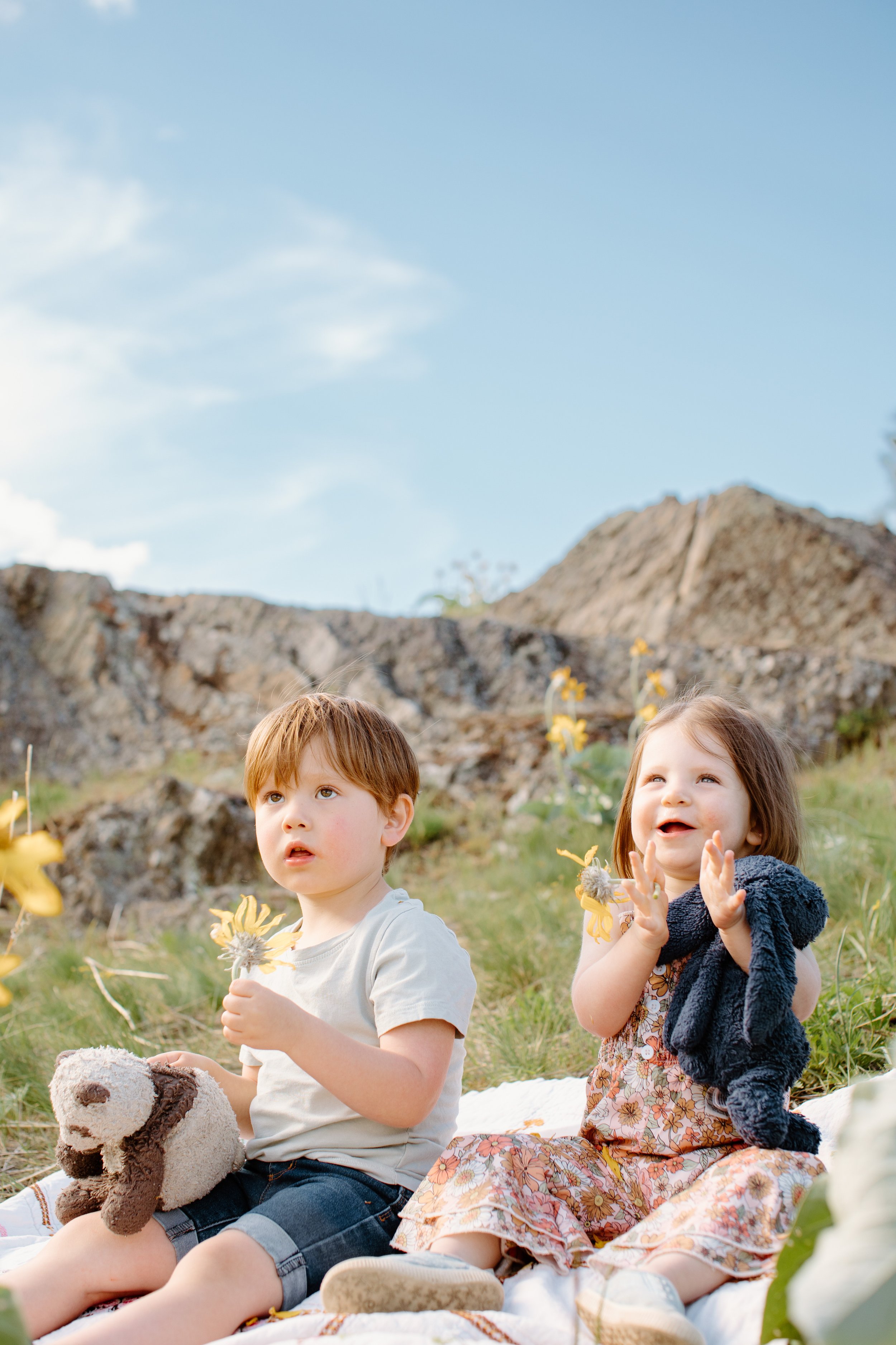 kimberley-bc-spring-wildflower-family-session-p-16.jpg