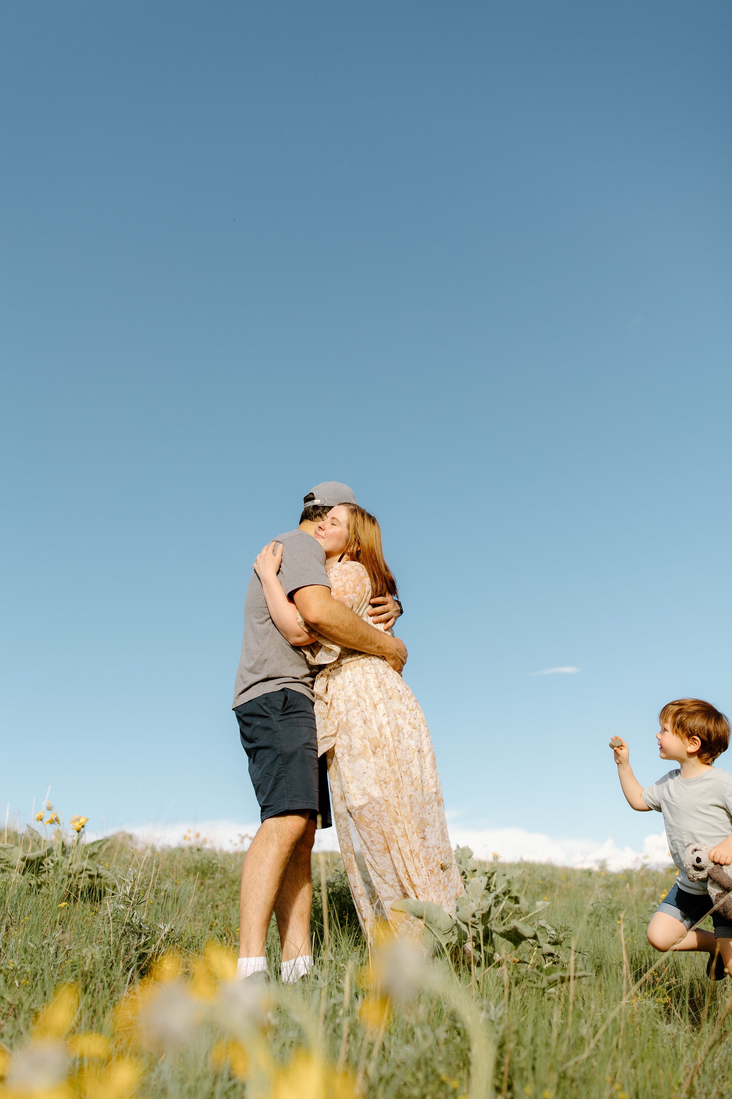 kimberley-bc-spring-wildflower-family-session-p-24.jpg