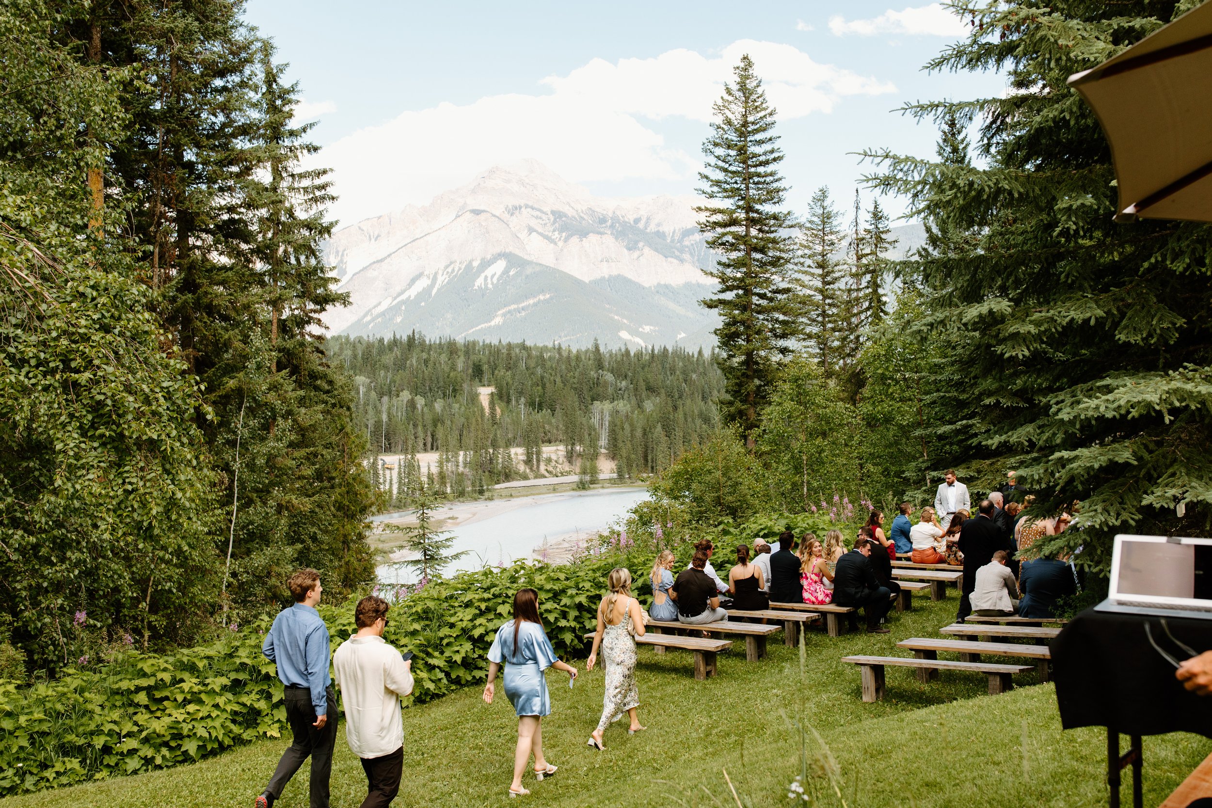 hillside-lodge-golden-bc-wedding-41.jpg